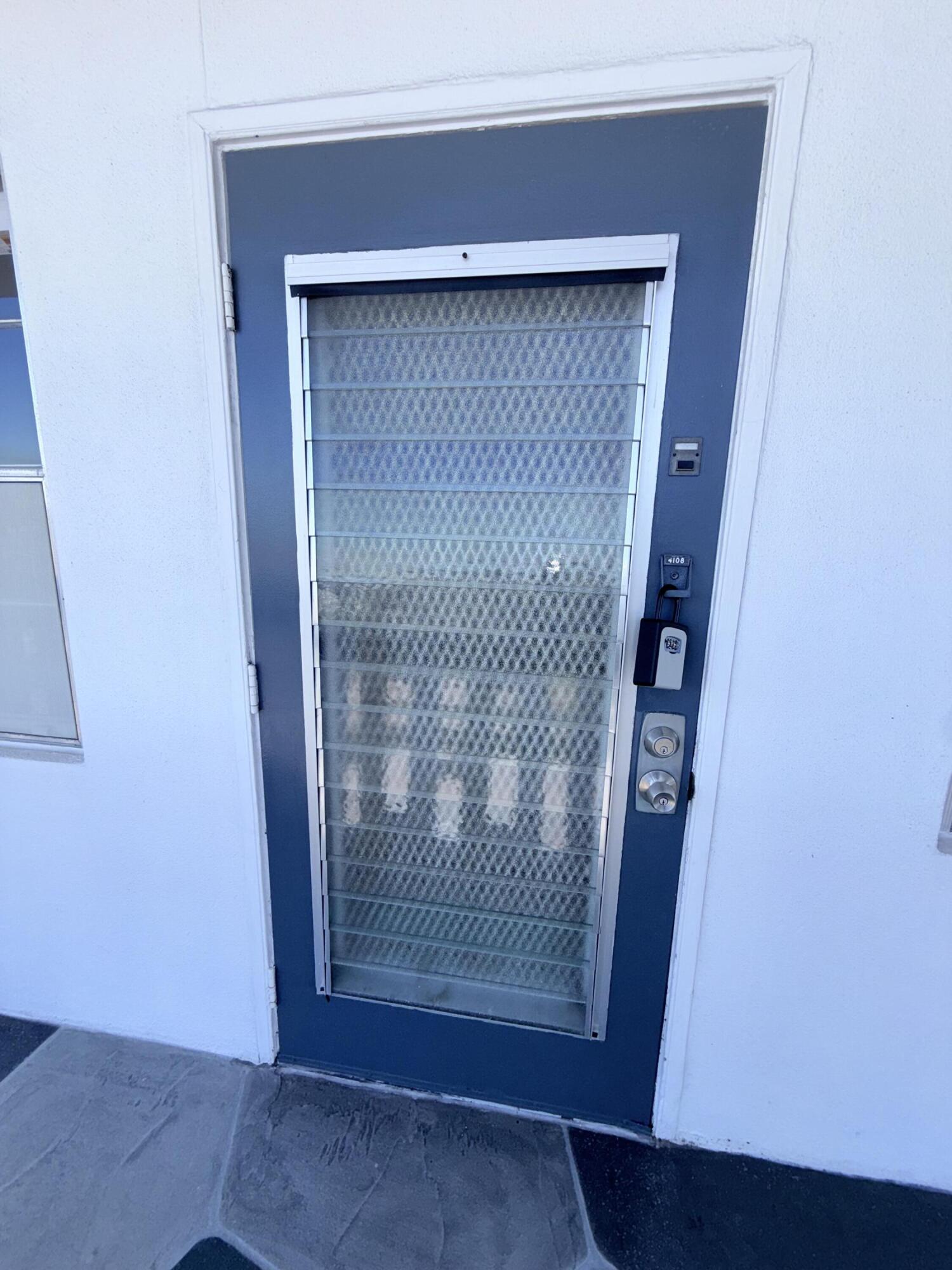 OAKRIDGE V CONDO - Residential