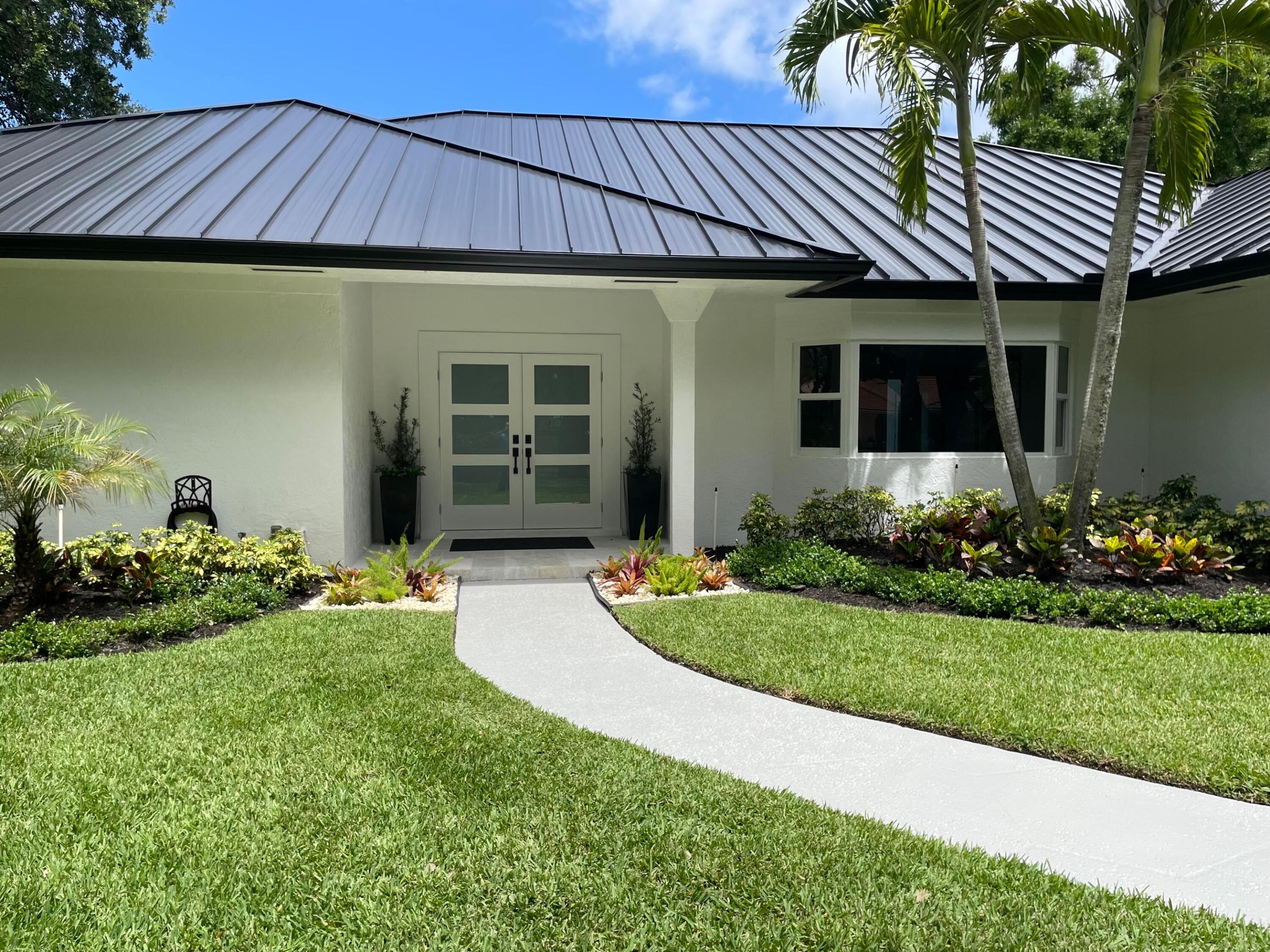 HERITAGE OAKS - Residential