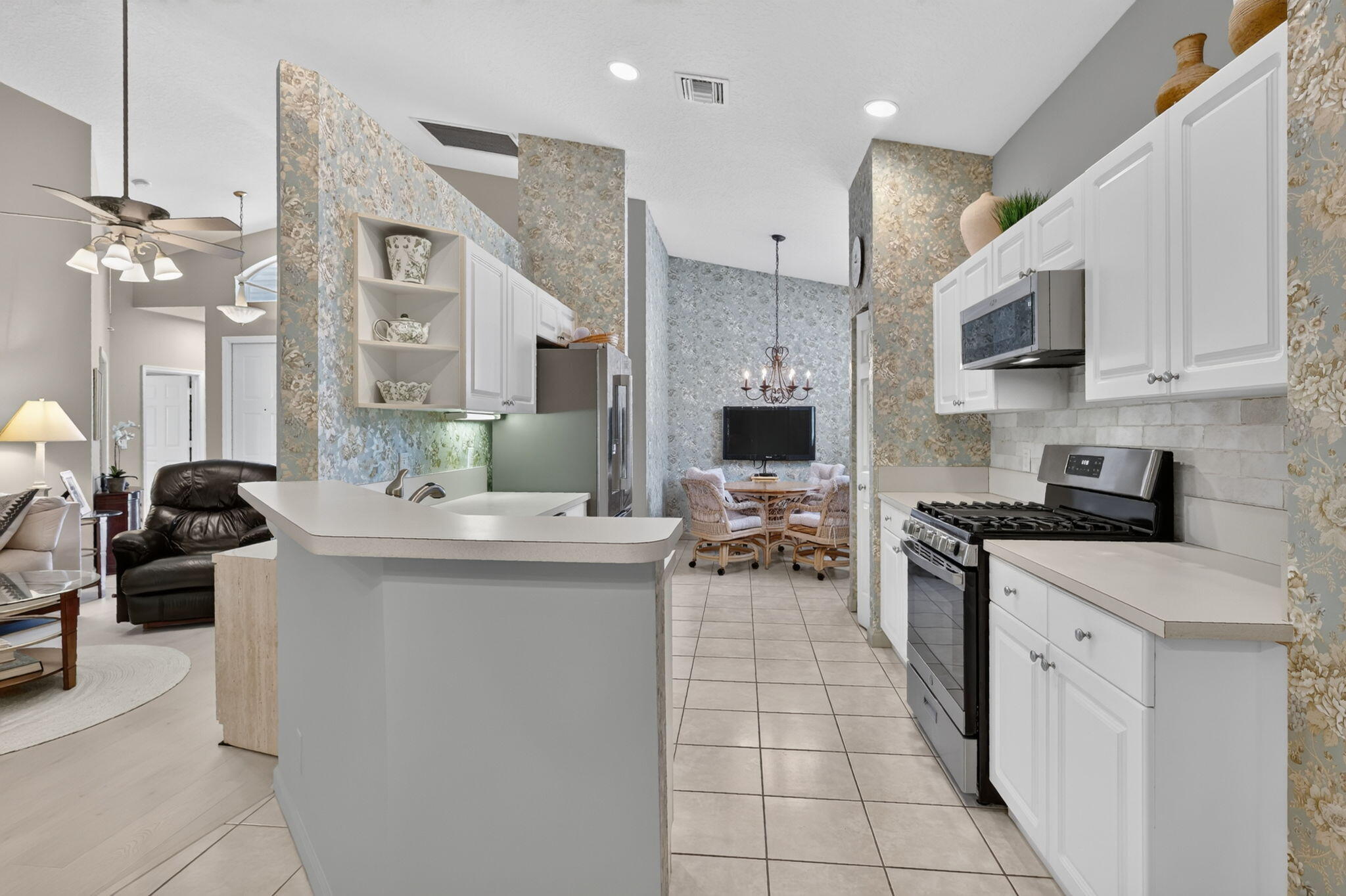 CASCADES AT ST LUCIE WEST - Residential