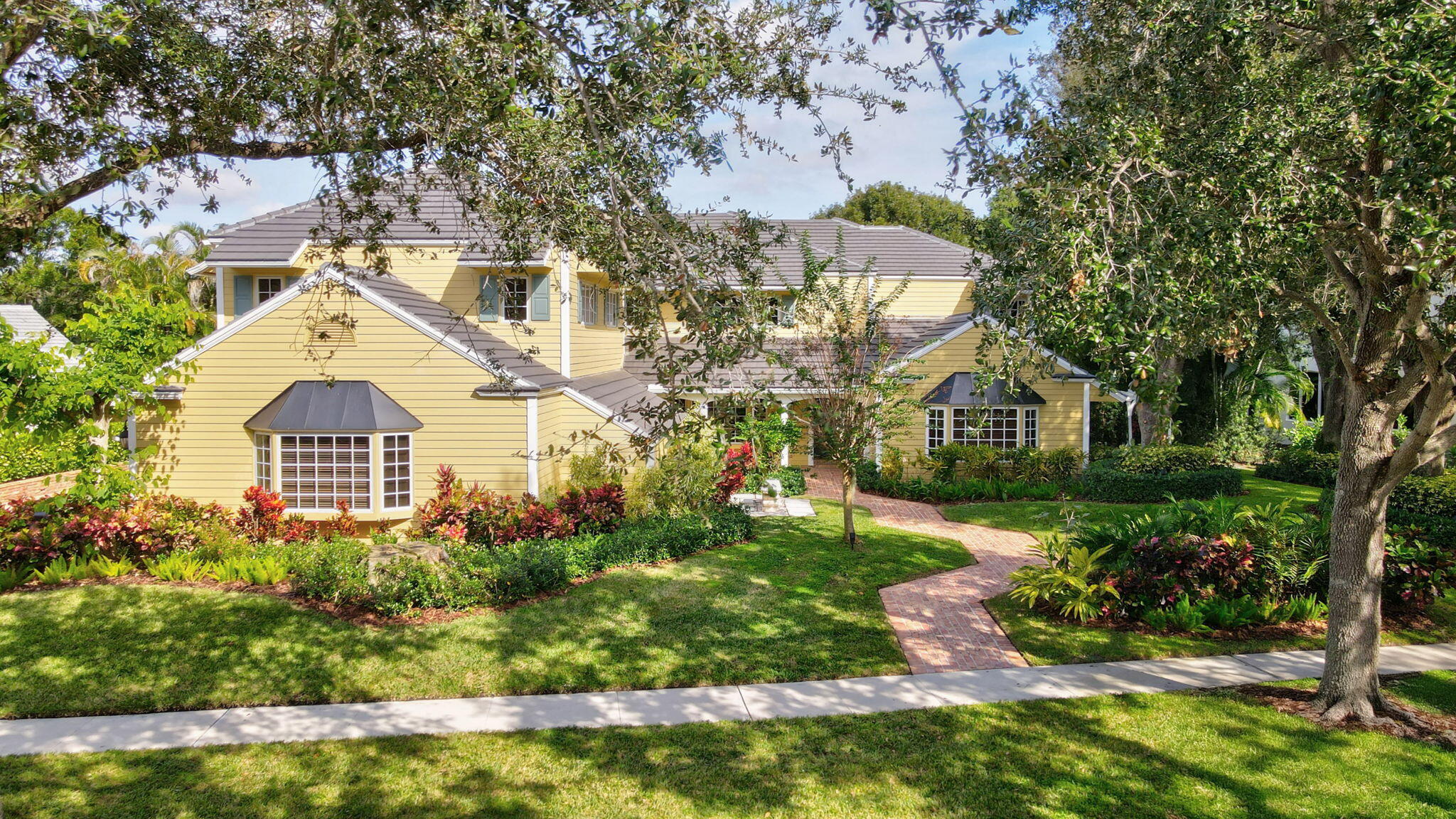 BOCA RATON BATH & TENNIS CLUB - Residential