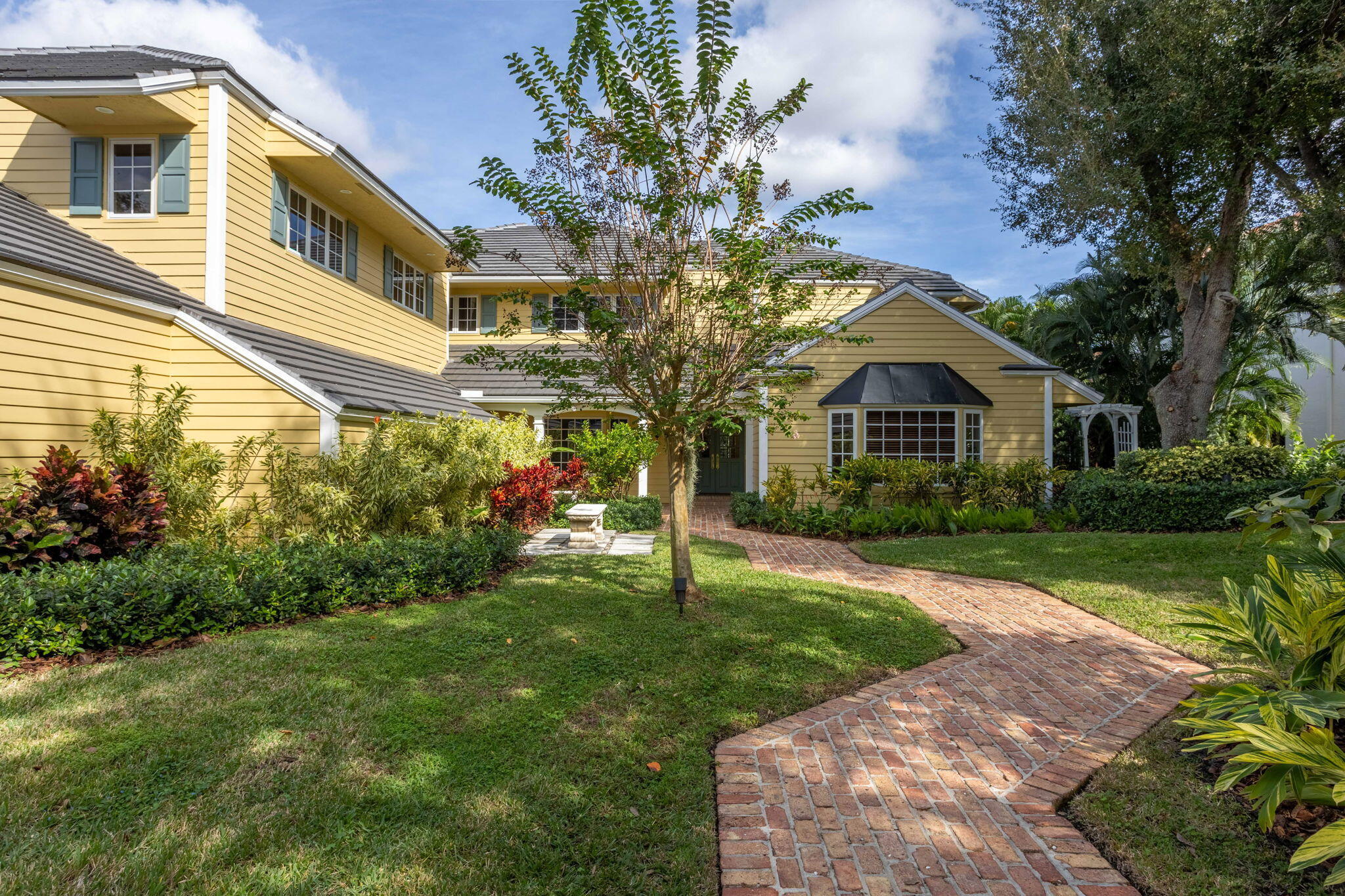BOCA RATON BATH & TENNIS CLUB - Residential