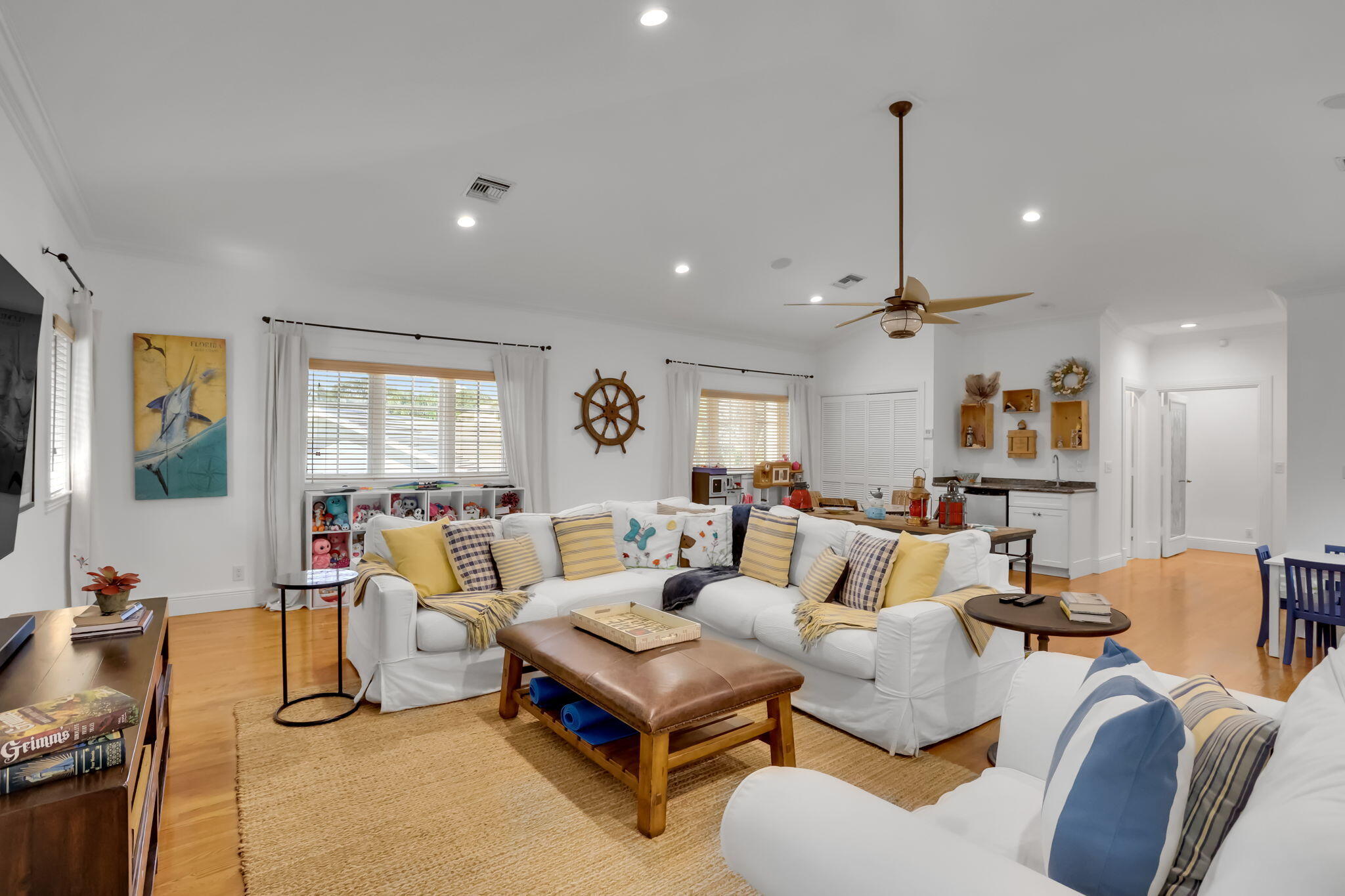 BOCA RATON BATH & TENNIS CLUB - Residential