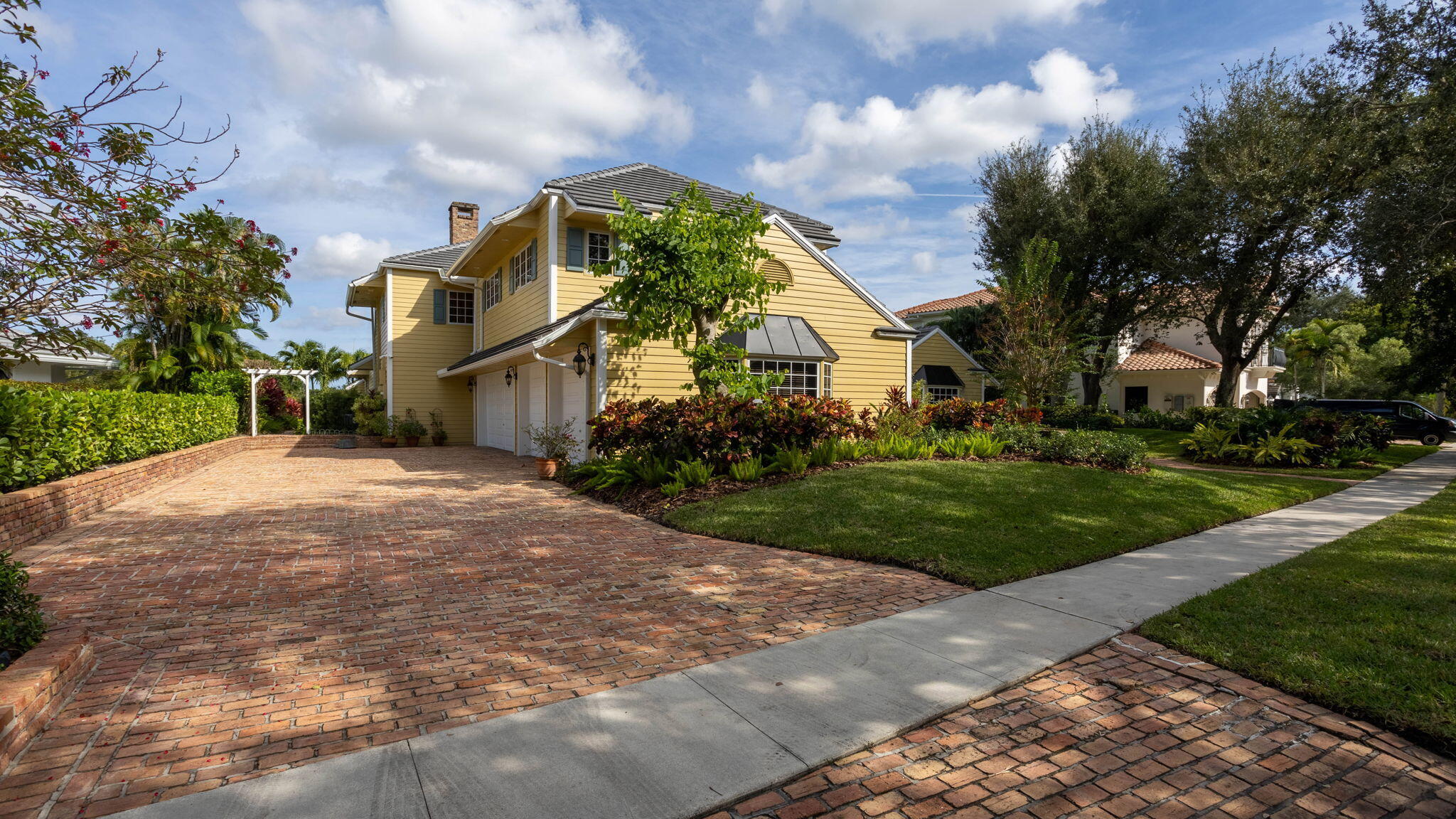 BOCA RATON BATH & TENNIS CLUB - Residential