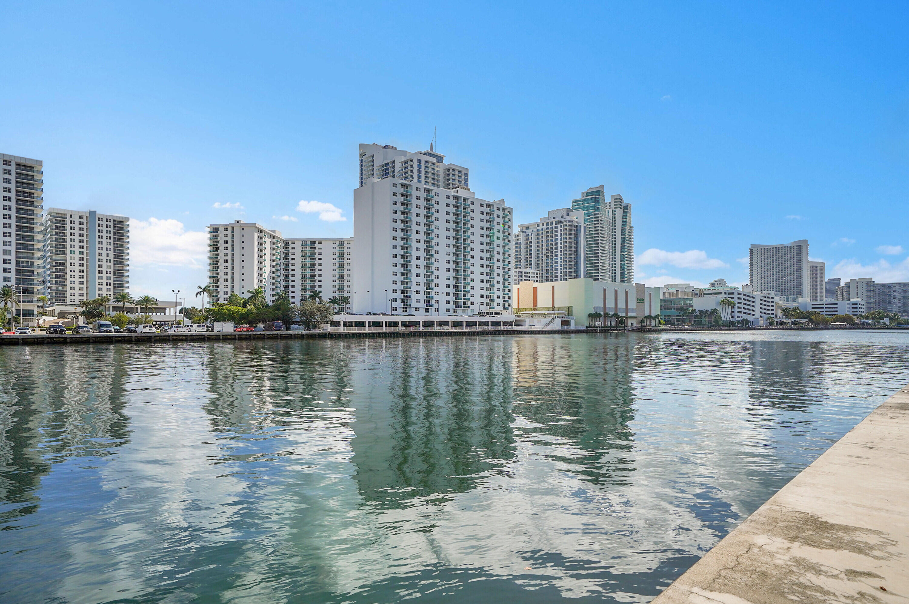 OCEANVIEW PARK CONDO - Residential