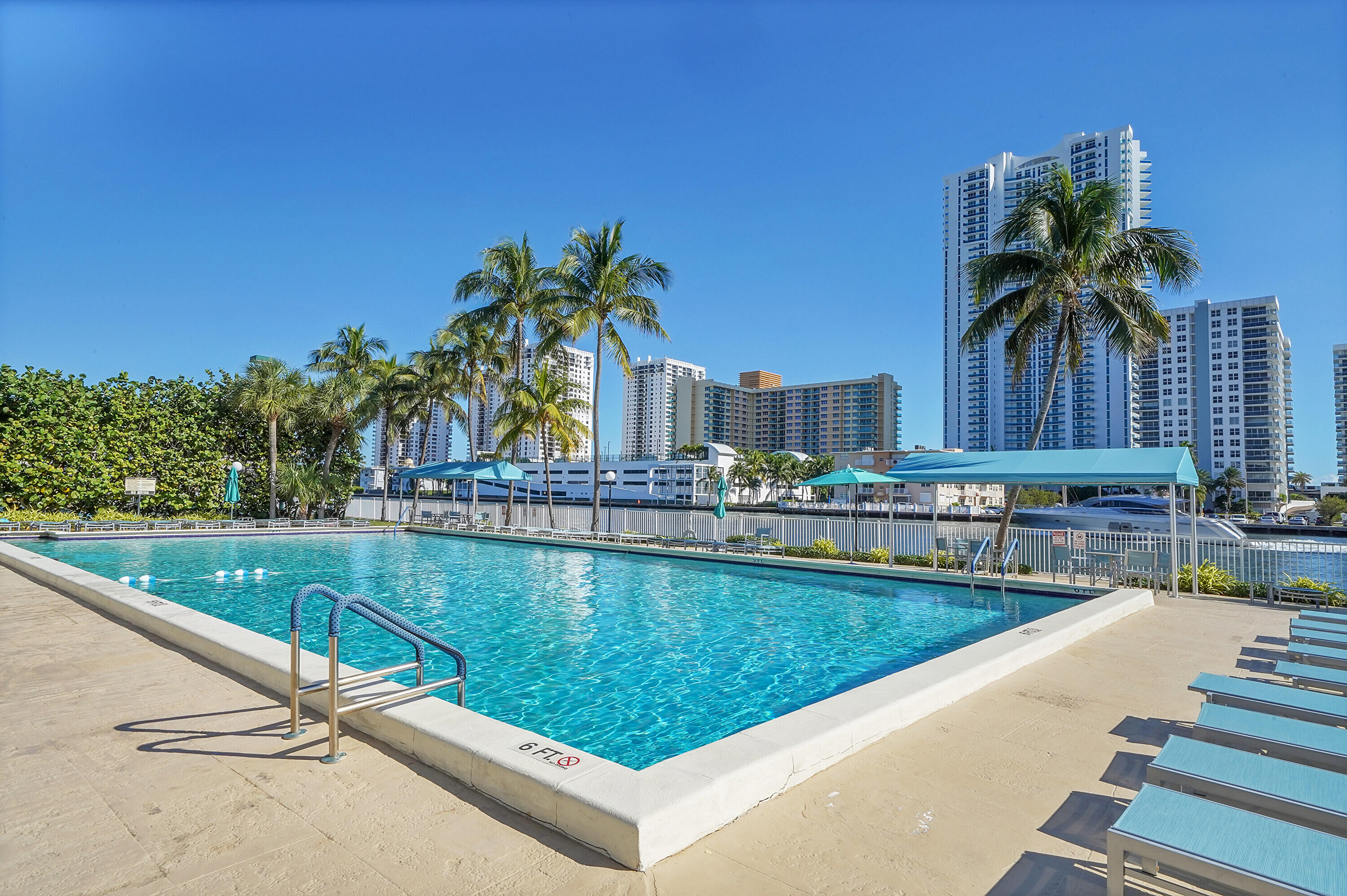 OCEANVIEW PARK CONDO - Residential