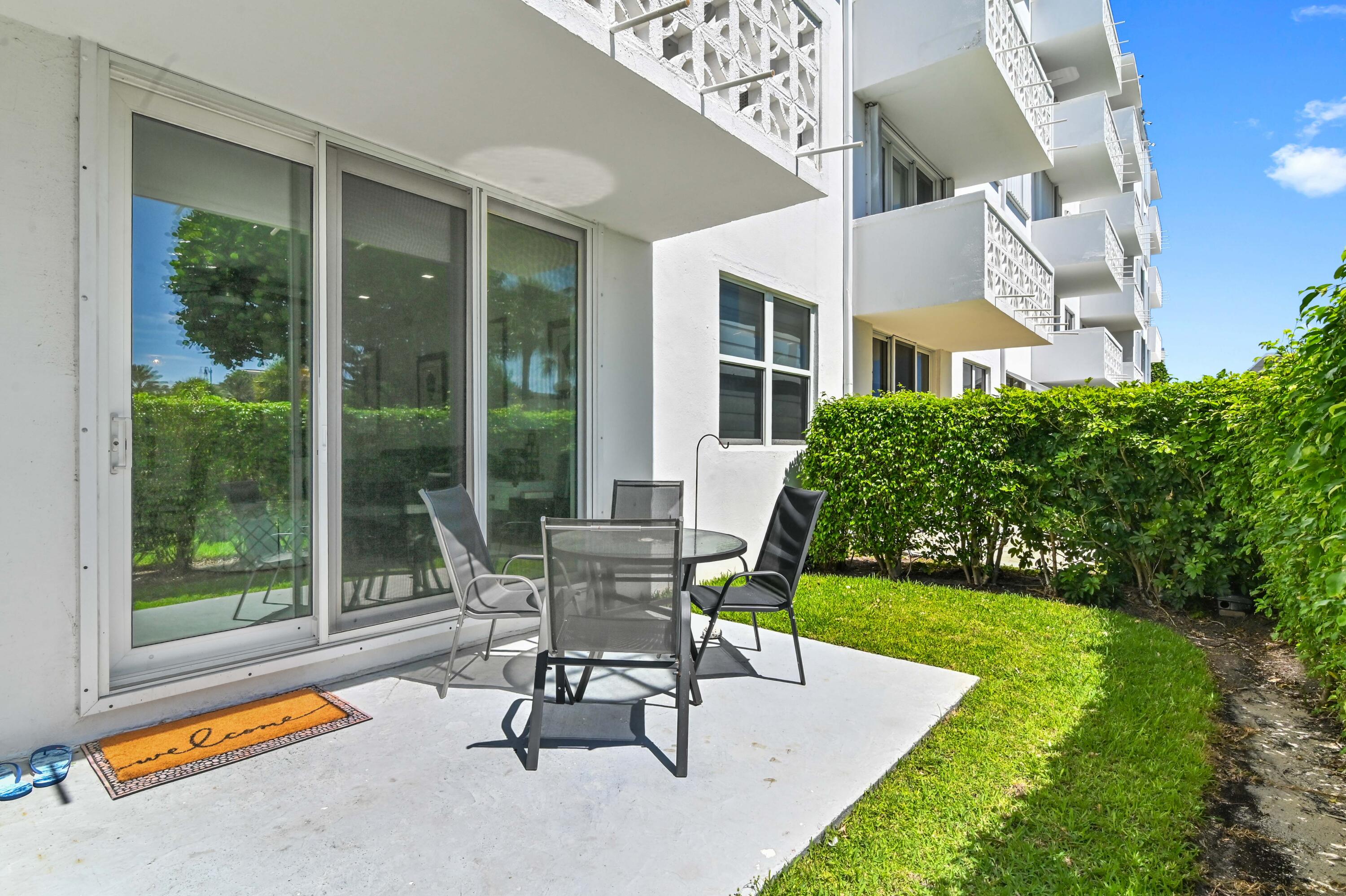 ROYAL SAXON - Residential