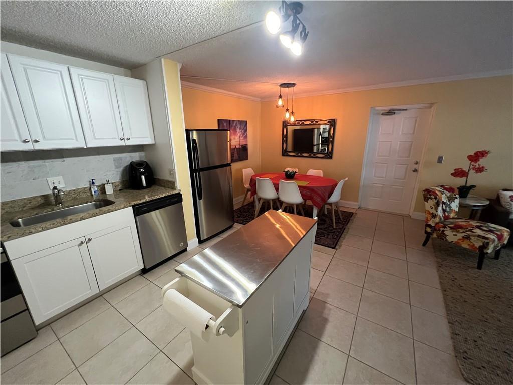 PALM CLUB VILLAGE I CONDO - Residential