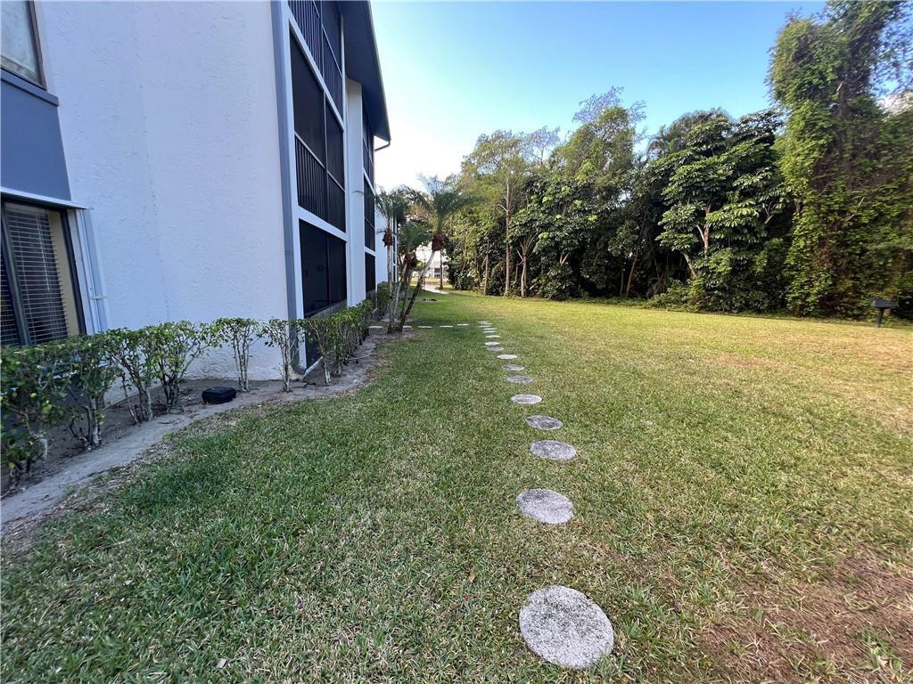 PALM CLUB VILLAGE I CONDO - Residential
