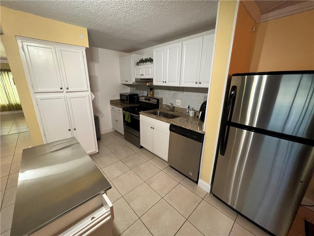 PALM CLUB VILLAGE I CONDO - Residential