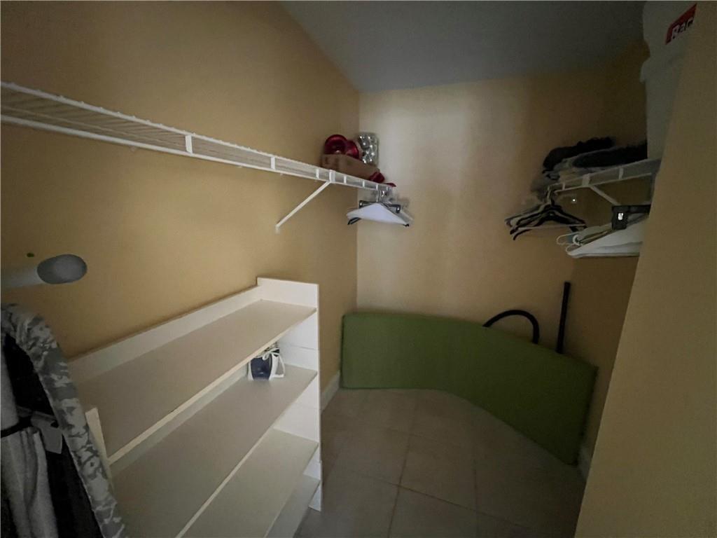 PALM CLUB VILLAGE I CONDO - Residential