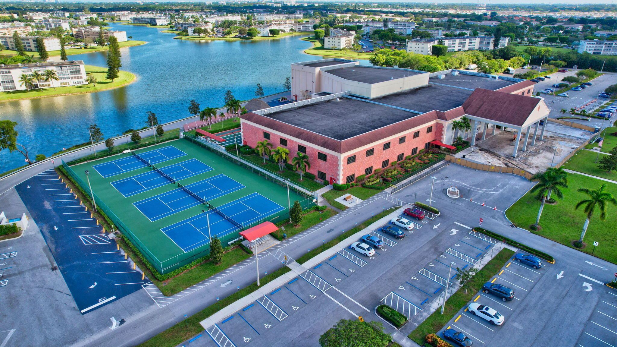 DORSET AT CENTURY VILLAGE CONDO - Residential Lease