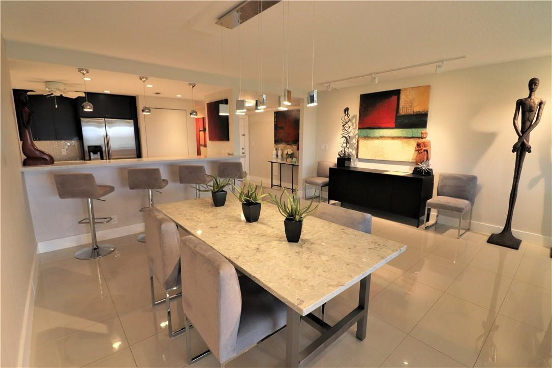 PALM AIRE COUNTRY CLUB - Residential