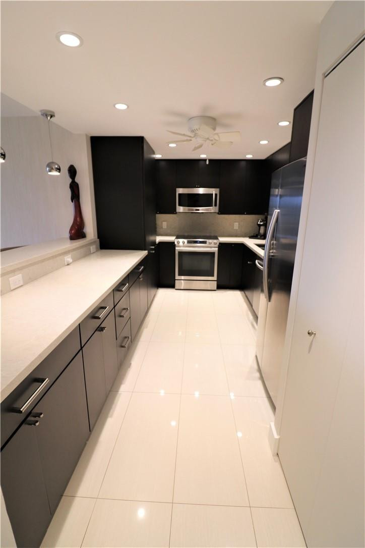 PALM AIRE COUNTRY CLUB - Residential