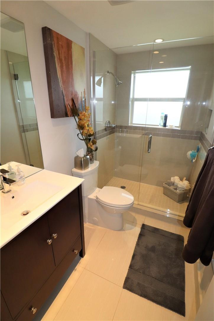 PALM AIRE COUNTRY CLUB - Residential