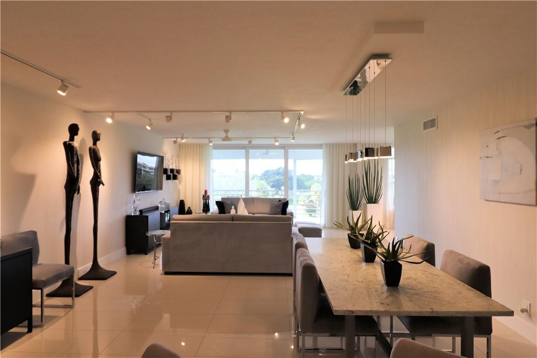 PALM AIRE COUNTRY CLUB - Residential
