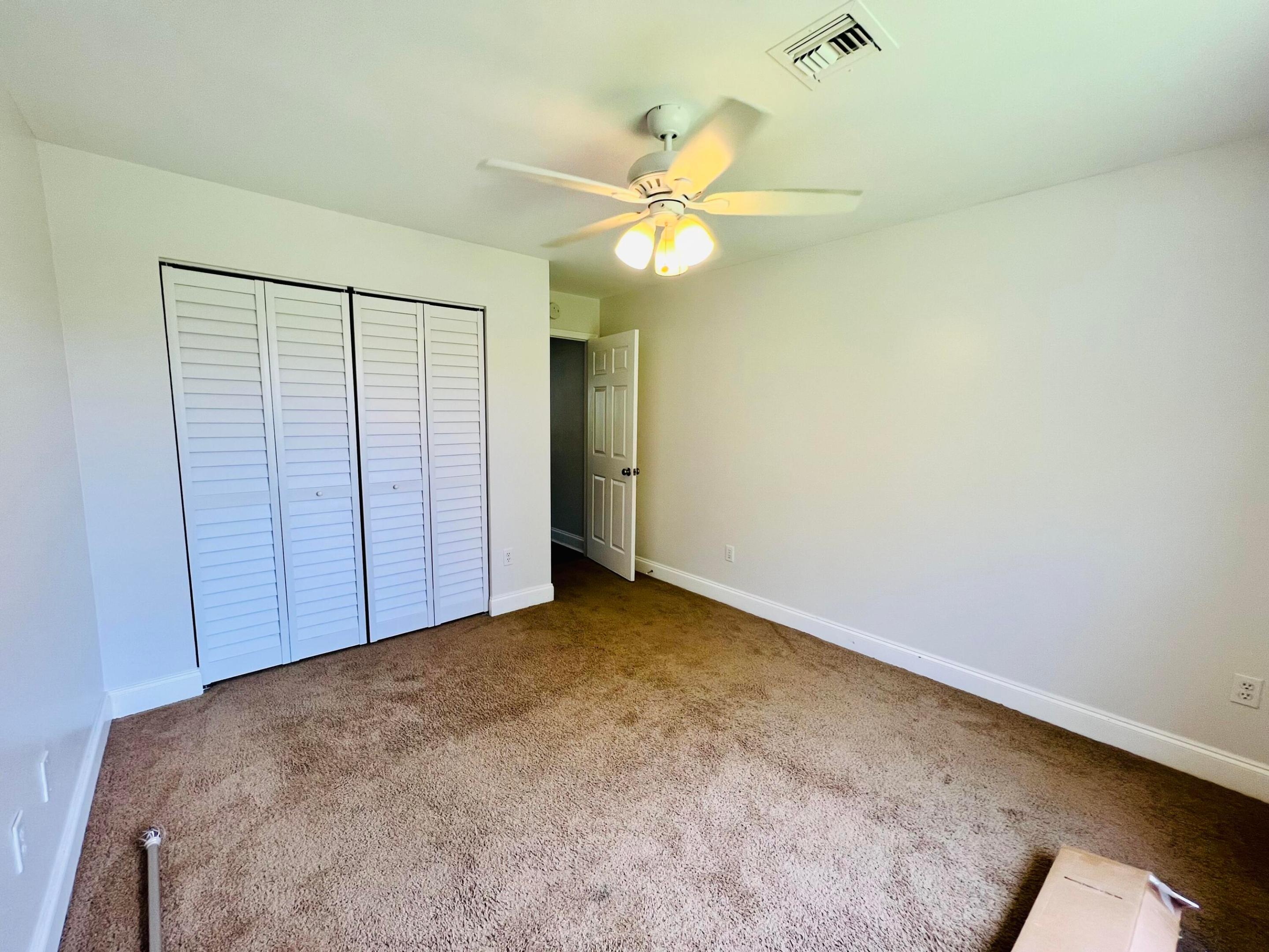 STONEGATE OF WELLINGTON - Residential Lease