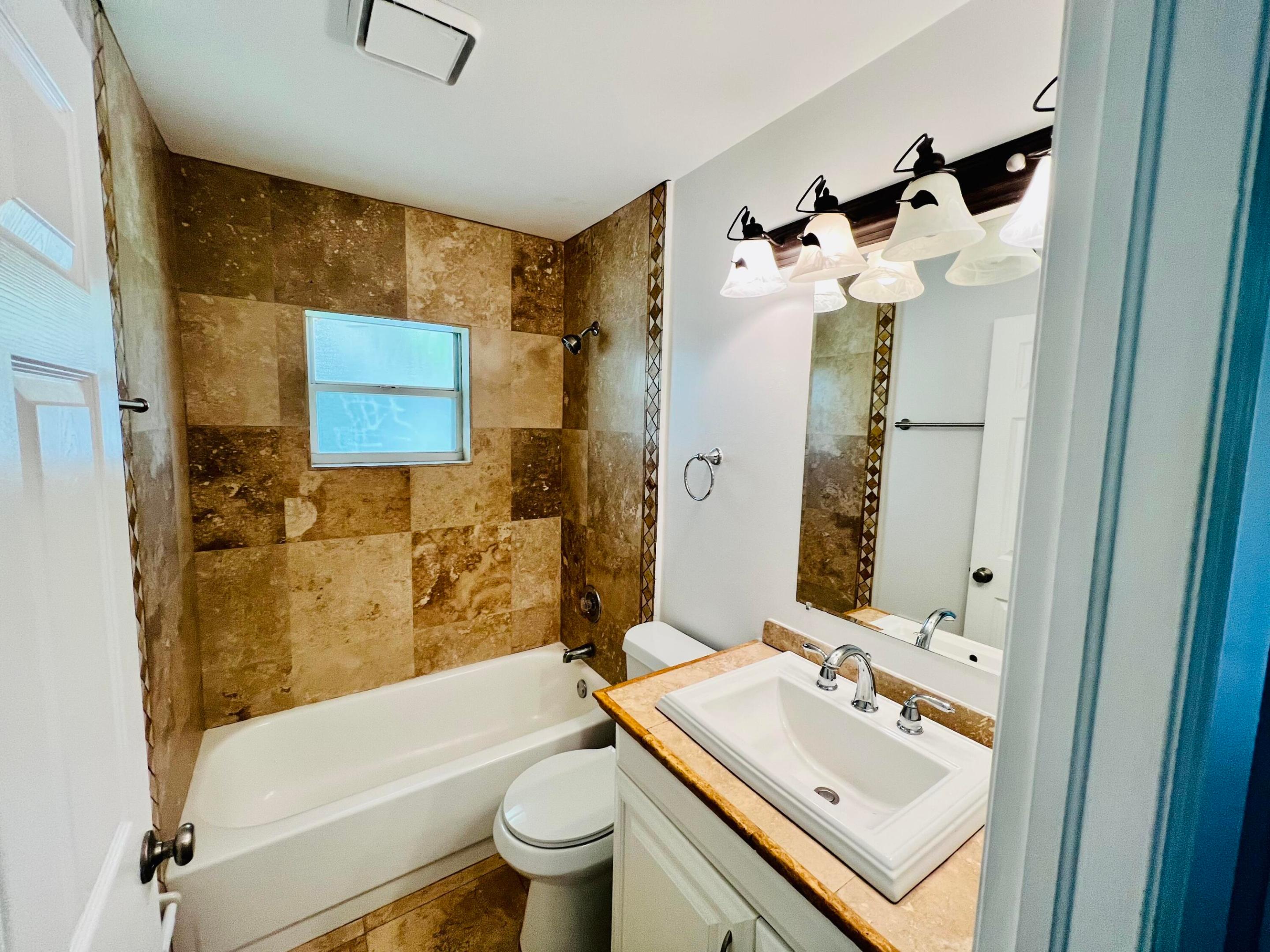 STONEGATE OF WELLINGTON - Residential Lease