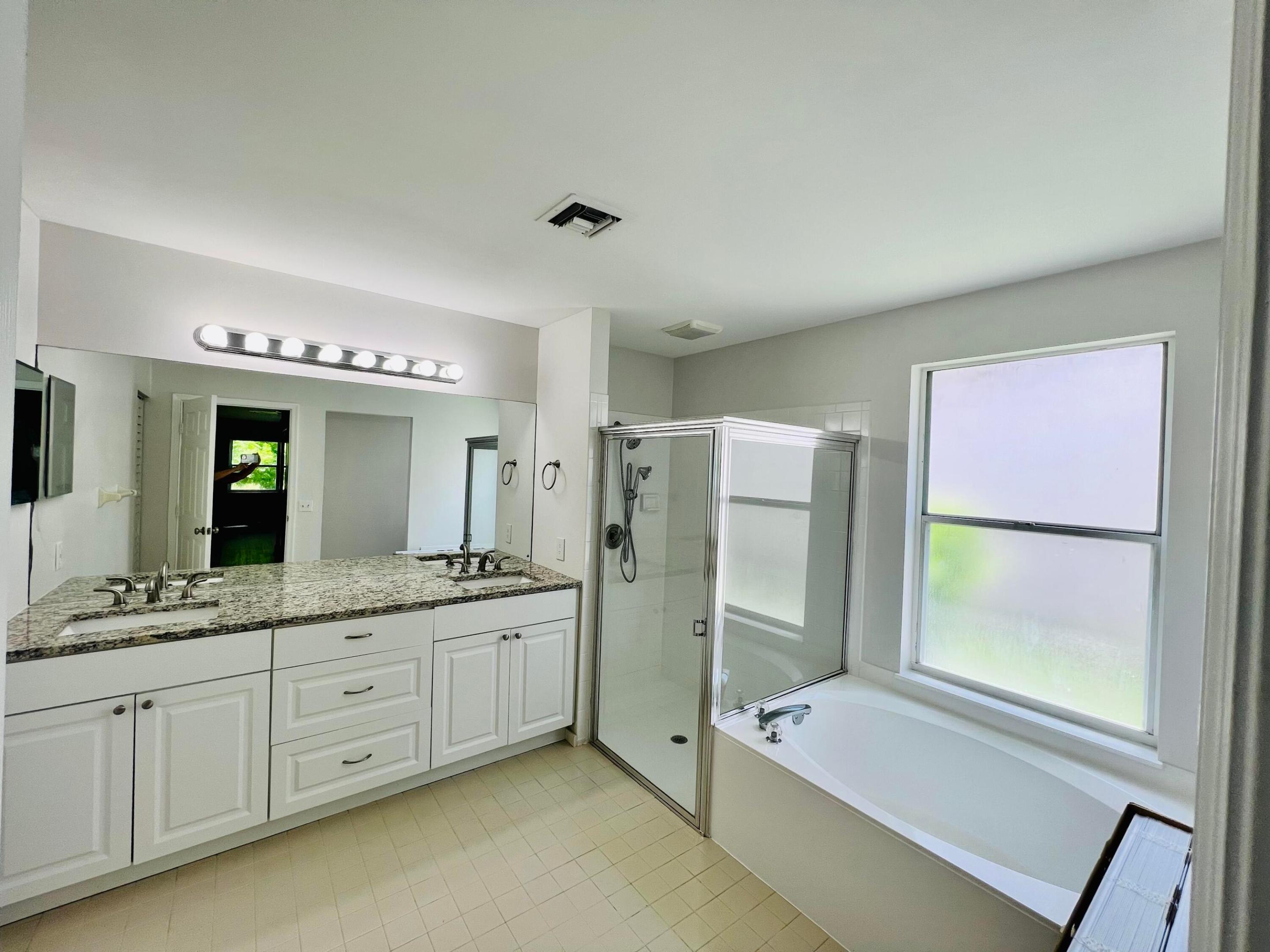 STONEGATE OF WELLINGTON - Residential Lease