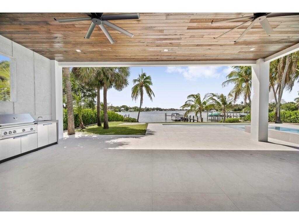 RIVERSIDE ON THE LOXAHATCHEE - Residential