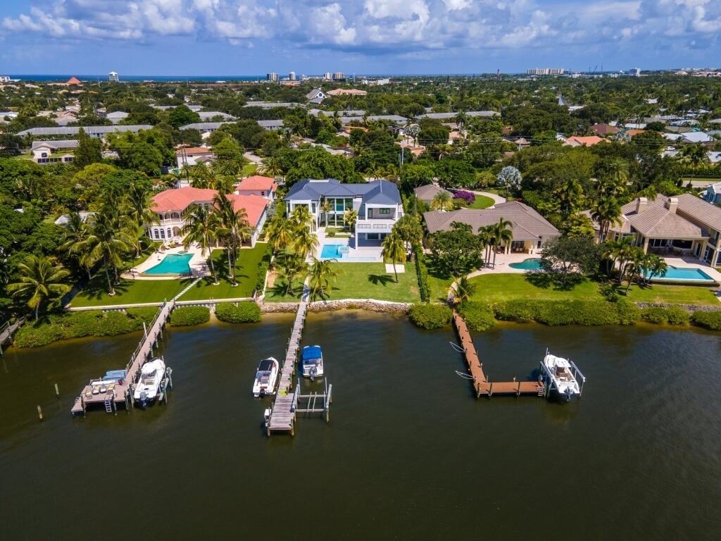 RIVERSIDE ON THE LOXAHATCHEE - Residential