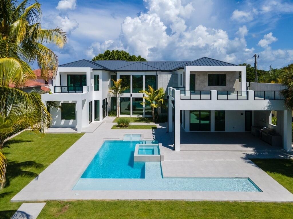 RIVERSIDE ON THE LOXAHATCHEE - Residential