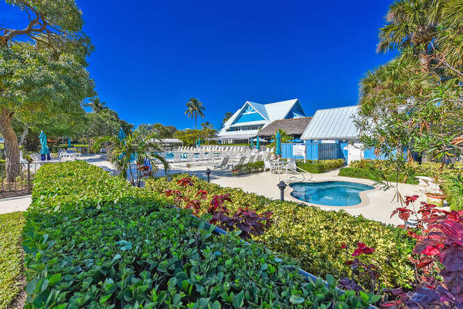 JUPITER BAY ONE THRU SIX CONDO - Residential
