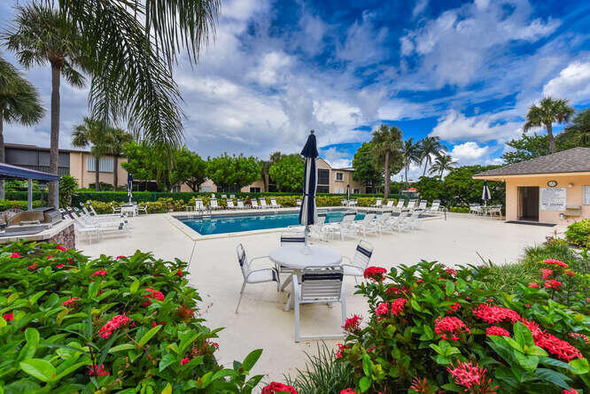 JUPITER BAY ONE THRU SIX CONDO - Residential
