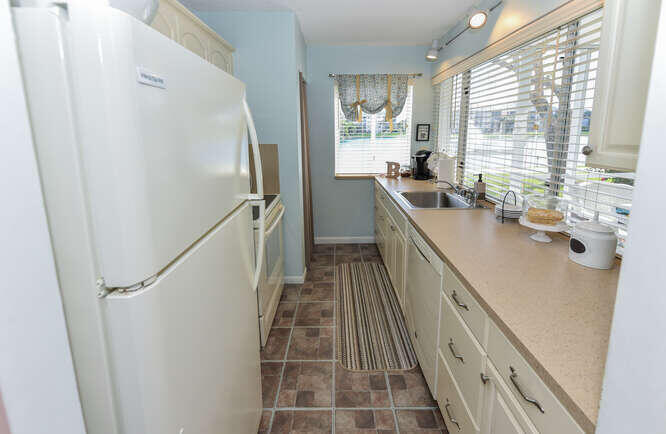 JUPITER BAY ONE THRU SIX CONDO - Residential
