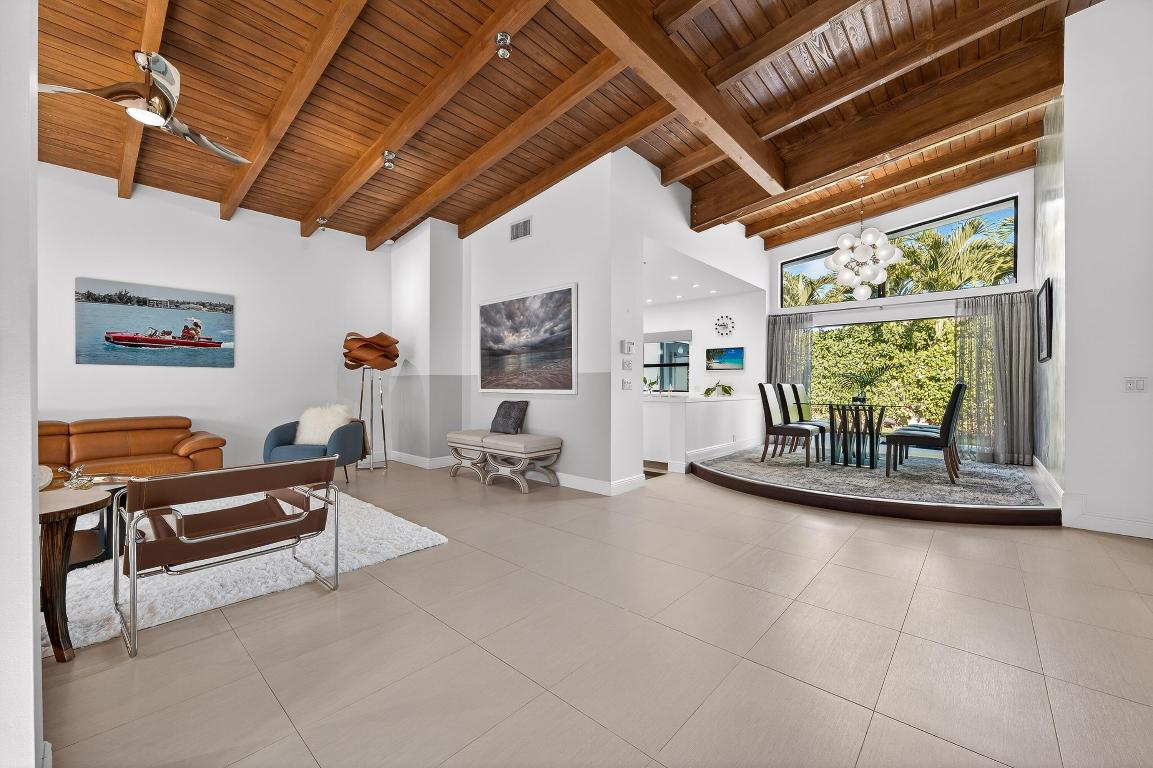 JUPITER INLET BEACH COLONY - Residential
