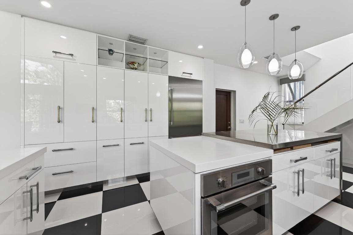 JUPITER INLET BEACH COLONY - Residential