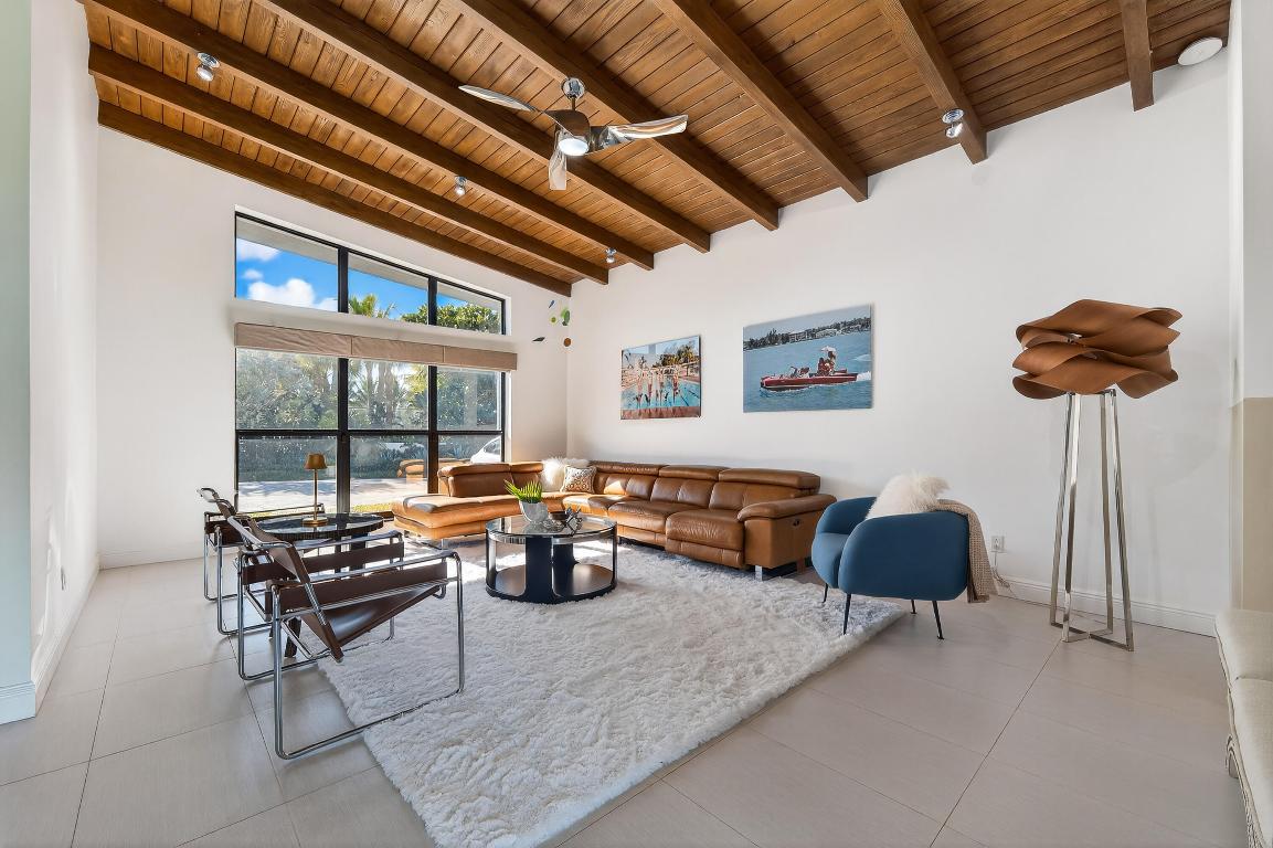 JUPITER INLET BEACH COLONY - Residential