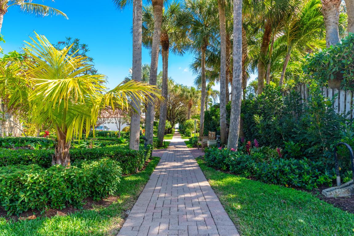 JUPITER INLET BEACH COLONY - Residential