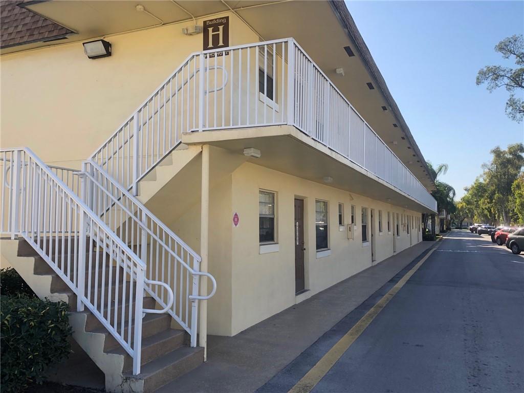 TOWNHOUSES OF PLANTATION - Residential