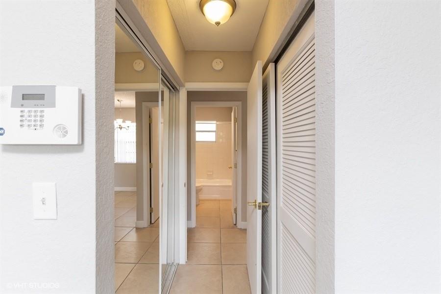TOWNHOUSES OF PLANTATION - Residential