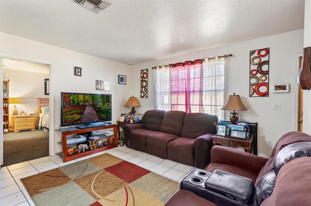 SEABOARD HIGHLANDS - Residential Income