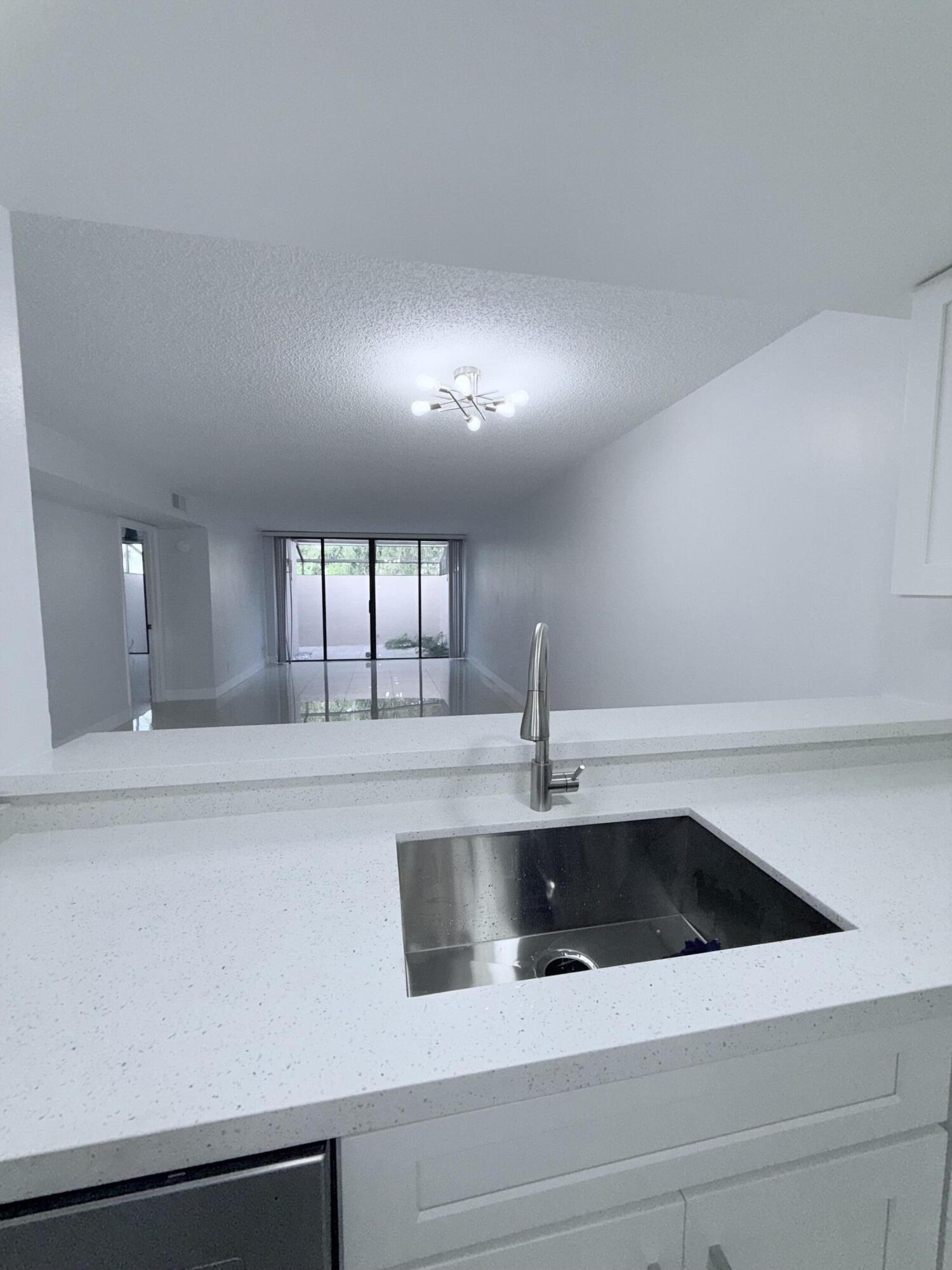 PEMBROKE LAKES SECTION SEVEN - Residential Lease