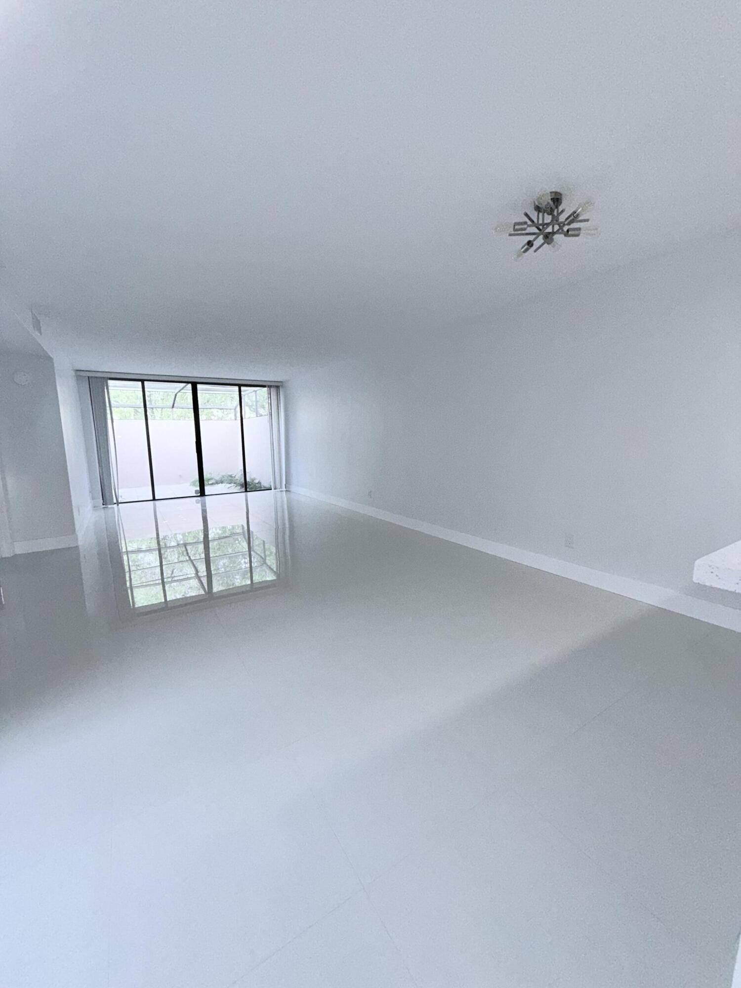 PEMBROKE LAKES SECTION SEVEN - Residential Lease