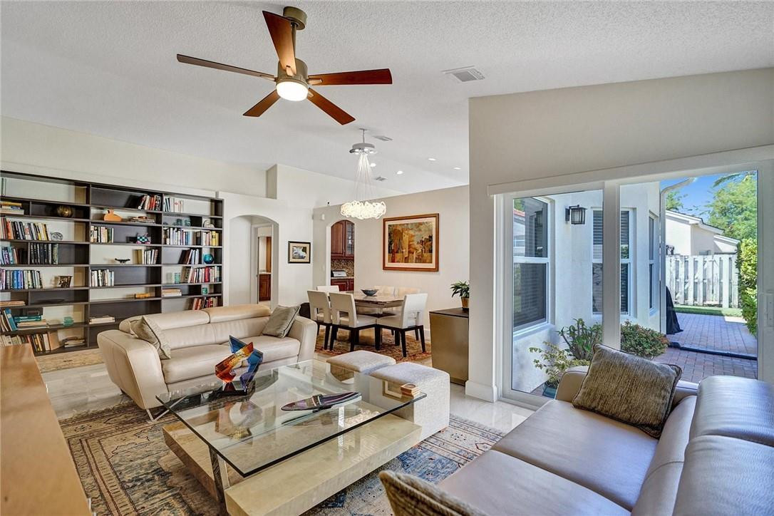 BANYAN OAKRIDGE PLAT - Residential