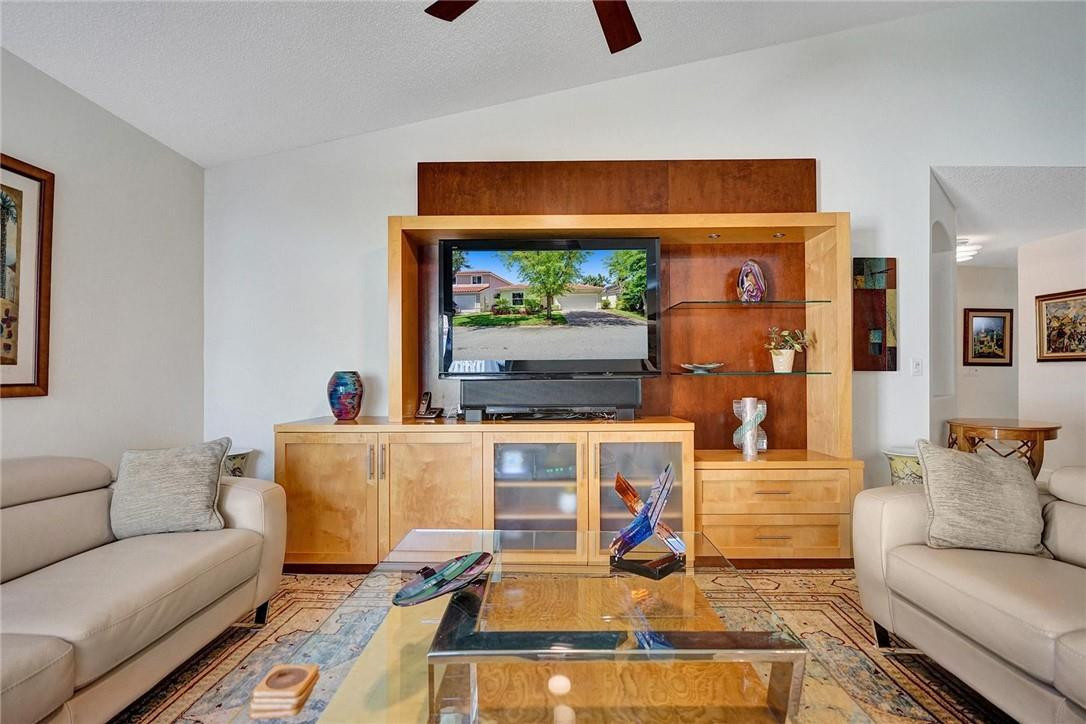 BANYAN OAKRIDGE PLAT - Residential