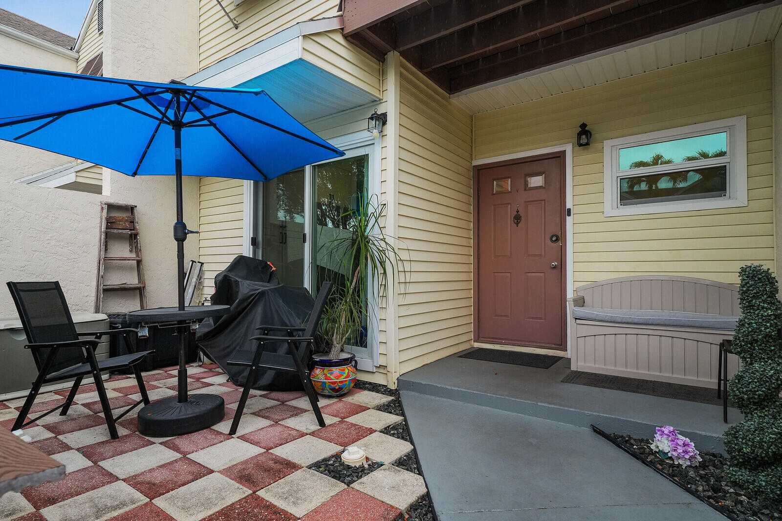 WOODLAKE SHORES - Residential