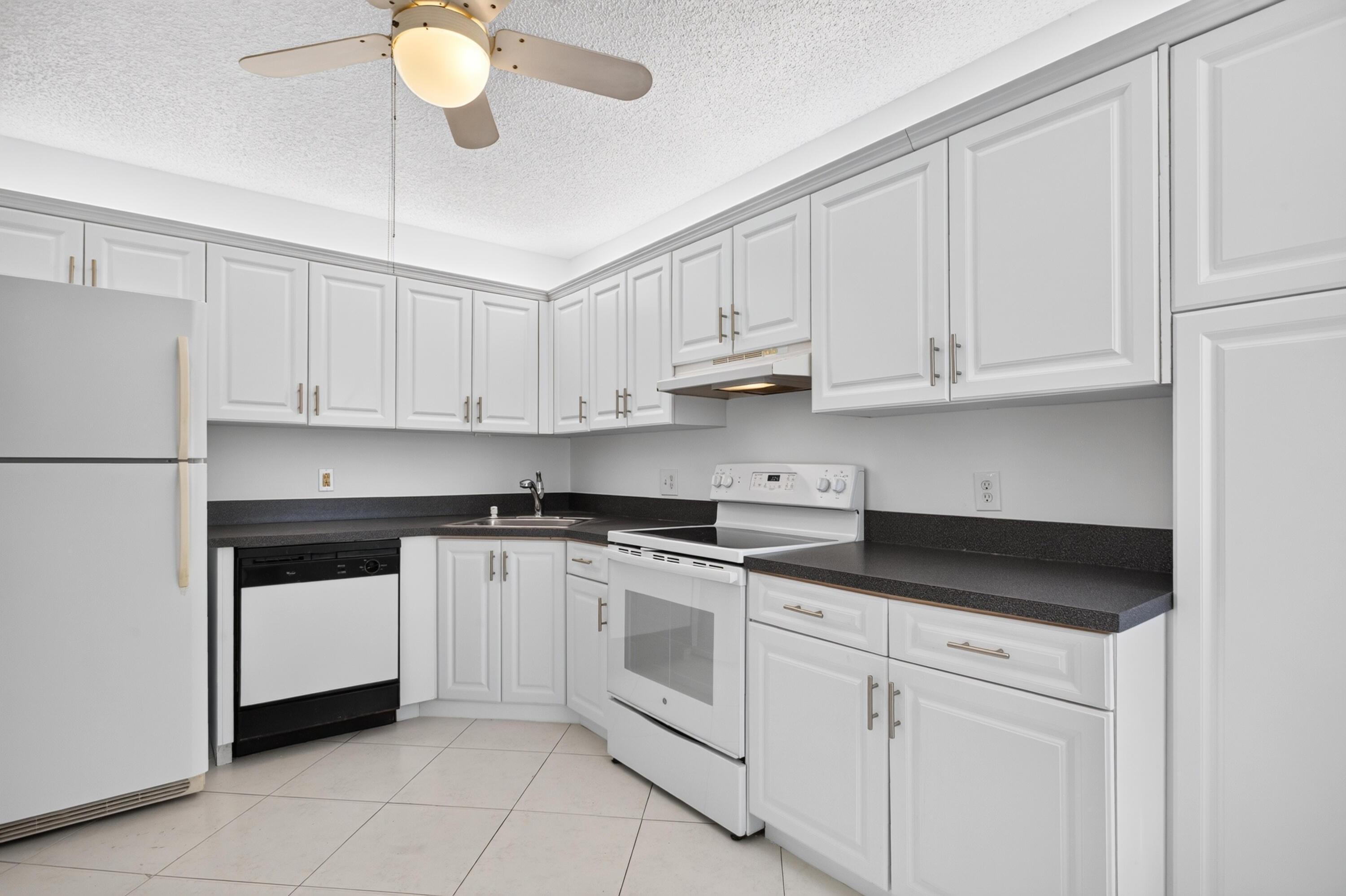 BELLAVISTA VILLAGE CONDO - Residential
