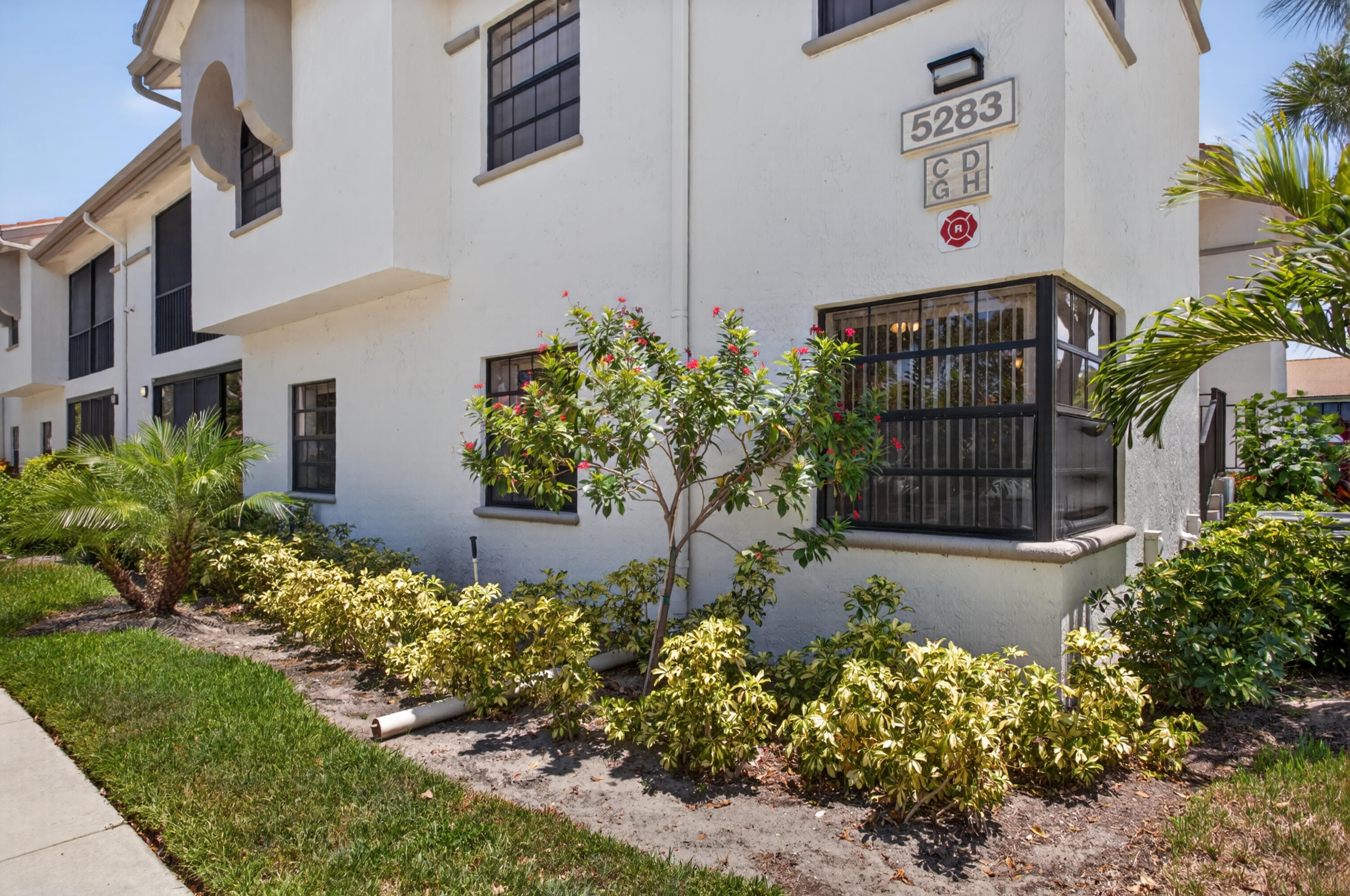 BELLAVISTA VILLAGE CONDO - Residential