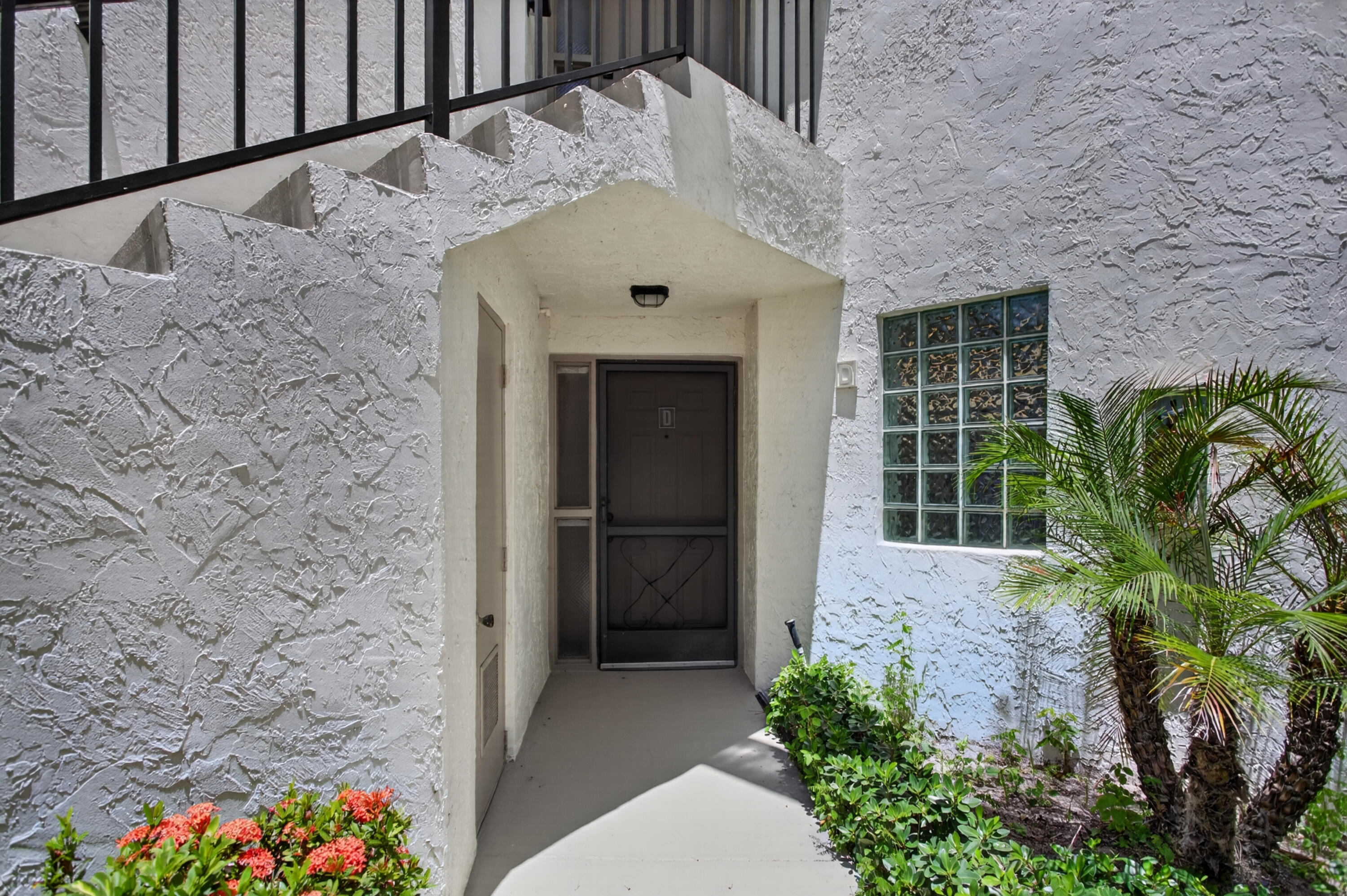 Welcome to bright, sun-drenched South Florida living at 5283 Europa Drive in the highly desirable gated community of Platina in Boynton Beach! This light-filled 3-bedroom, 2-bathroom condominium offers a well-maintained interior featuring an open layout where living space seamlessly flows, perfect for relaxing or entertaining. The practical split-bedroom floor plan provides optimal privacy, highlighted by a spacious primary suite complete with generous closet space and a full bath. The light and airy kitchen includes a cozy breakfast area, while sliding glass doors lead out to a private porch, creating a sunlit spot to enjoy your morning coffee. Clean, pristine, and ready to make it your own, this home presents a fantastic opportunity for year-round living or a seasonal getaway. Residents of Platina enjoy a true resort lifestyle with 24-hour guard-gated security, a renovated 20,000 sq ft clubhouse, on-site café, resort-style pools, fitness center, tennis, and pickleball courts. Convenient HOA coverage includes high-speed fiber internet, cable, water, and exterior maintenance. Ideally located just minutes from I-95, the Turnpike, premier dining, shopping, and pristine Atlantic beaches. Schedule your private showing today and bring your vision to life!