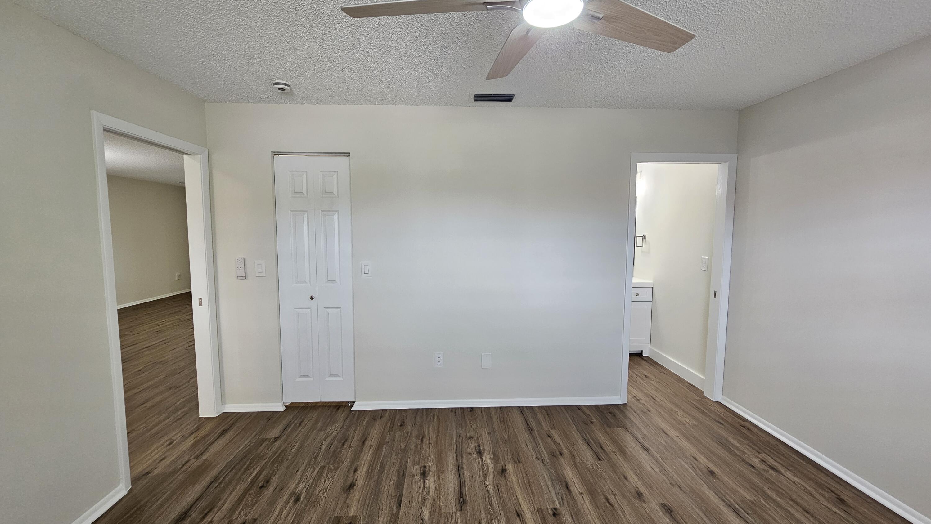 CRESTHAVEN CONDO TOWNHOMES SEC 2 - Residential