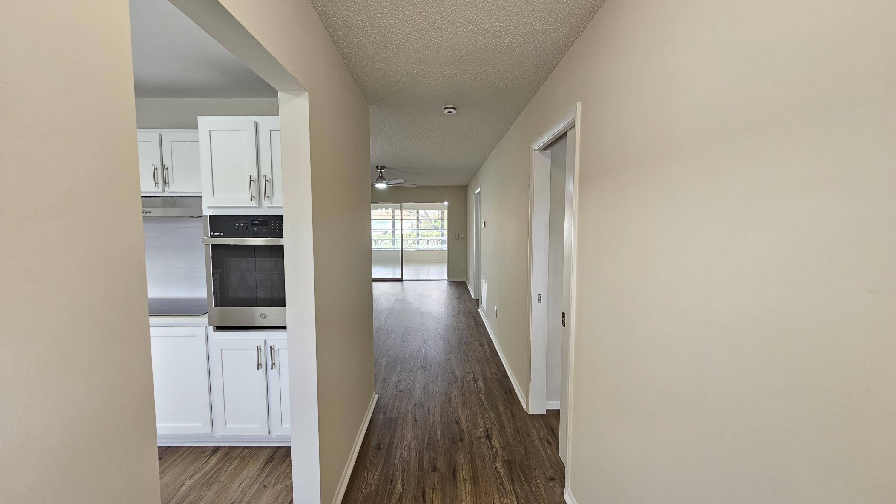 CRESTHAVEN CONDO TOWNHOMES SEC 2 - Residential