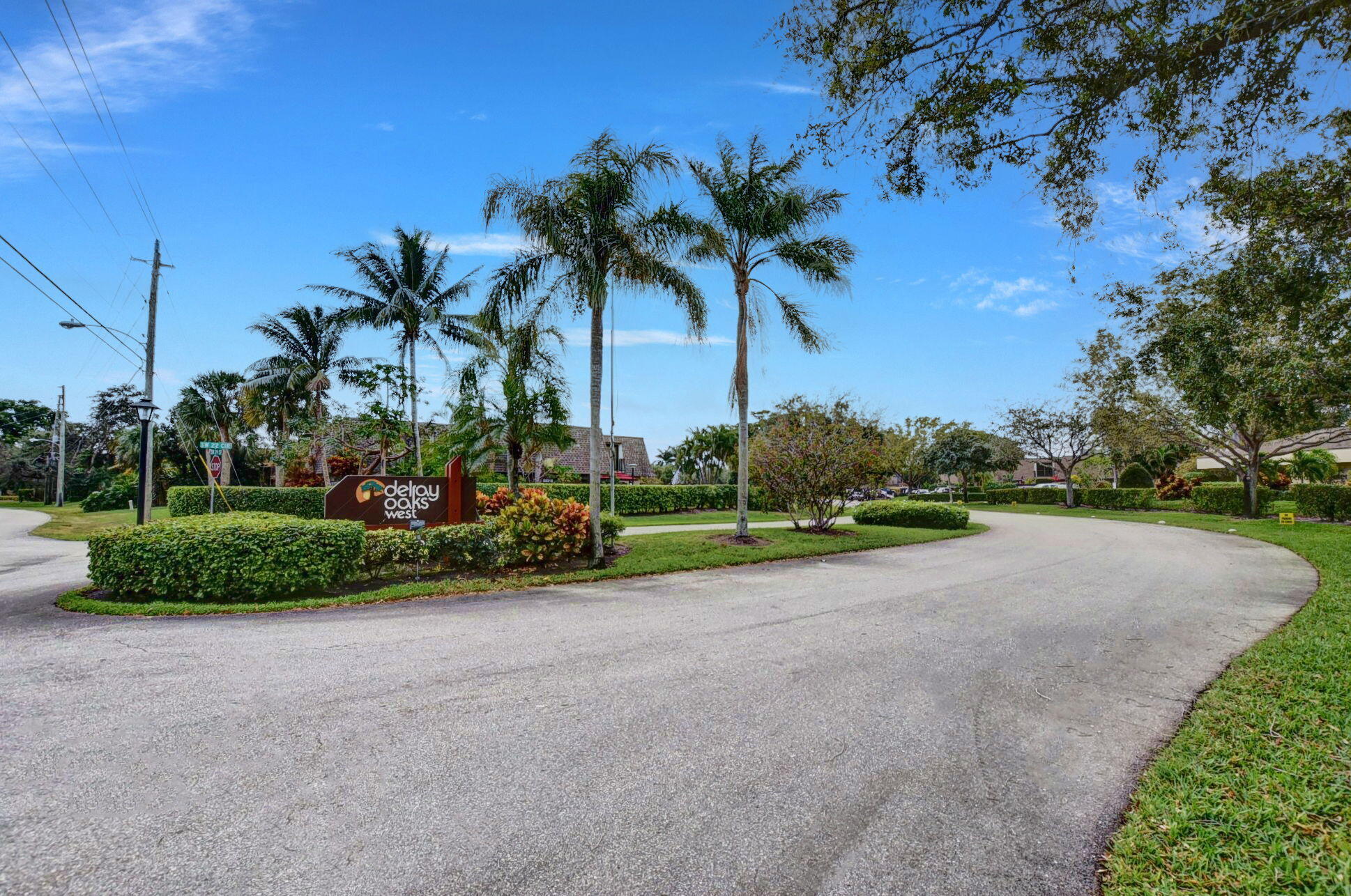 DELRAY OAKS WEST CONDO - Residential