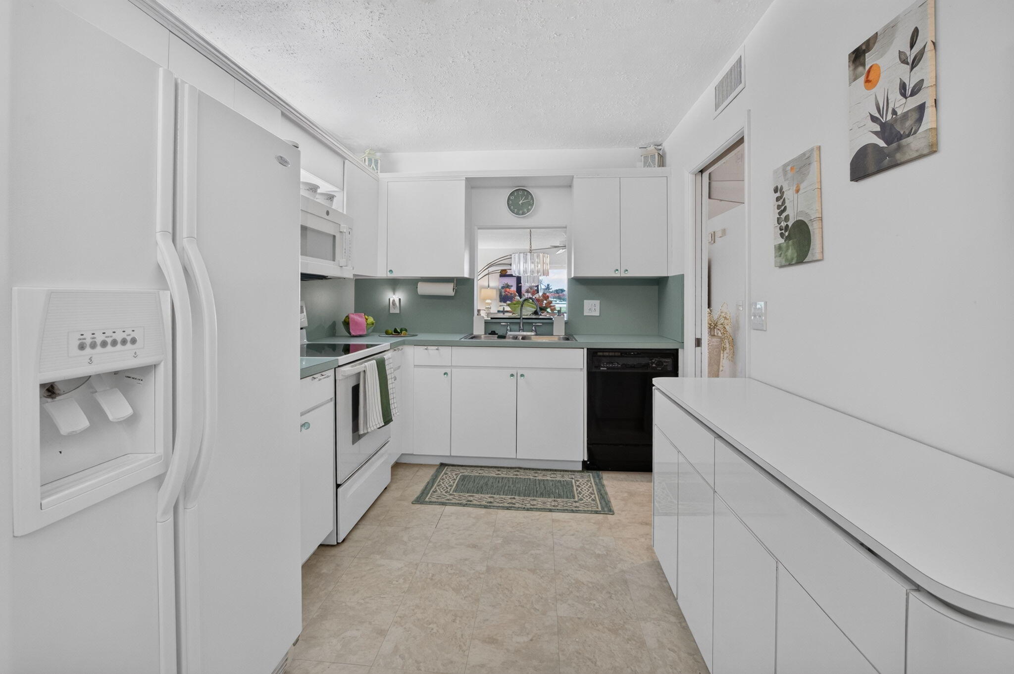 DELRAY OAKS WEST CONDO - Residential