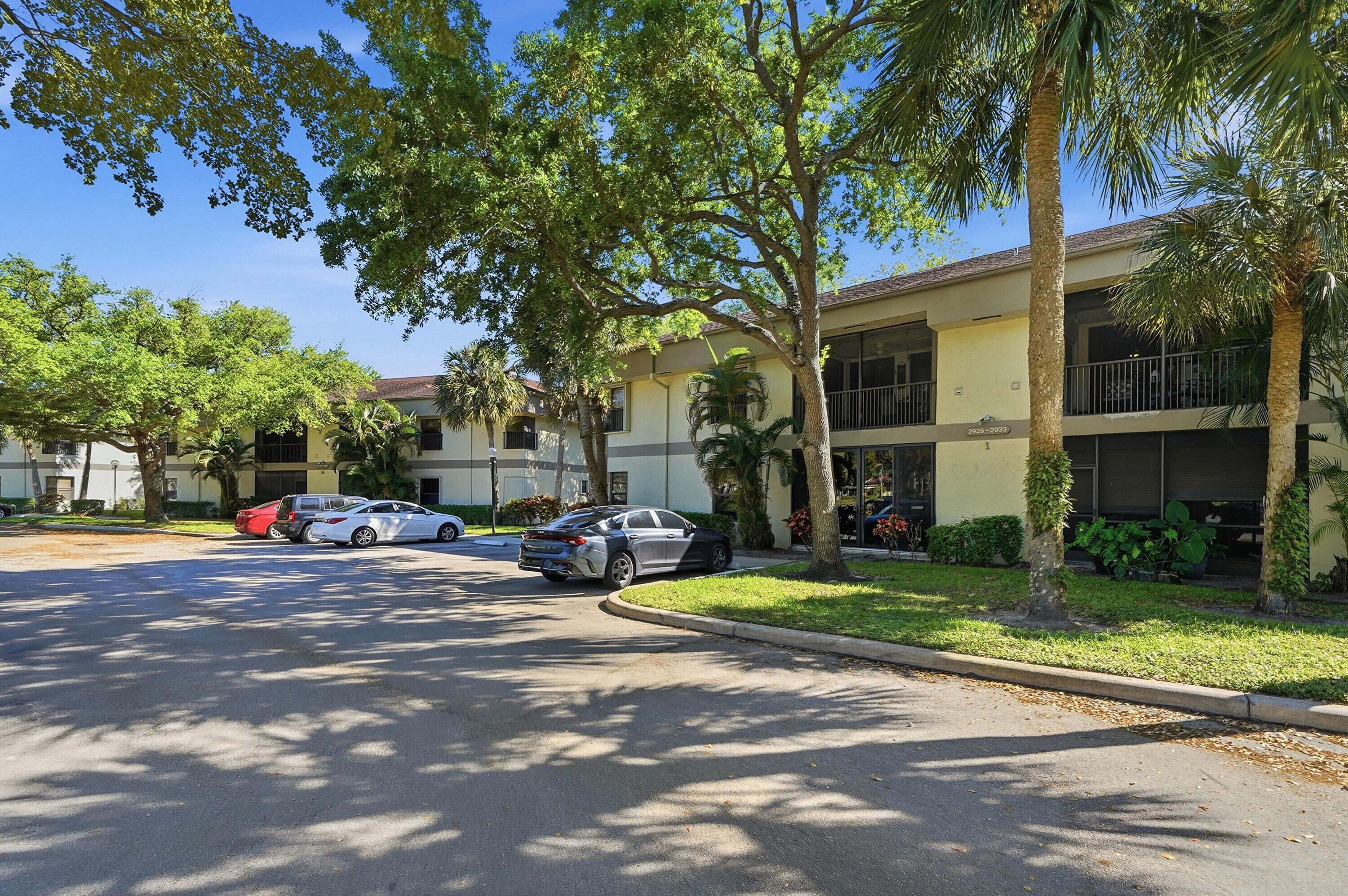 APPLEWOOD VILLAGE IV-D CONDO - Residential