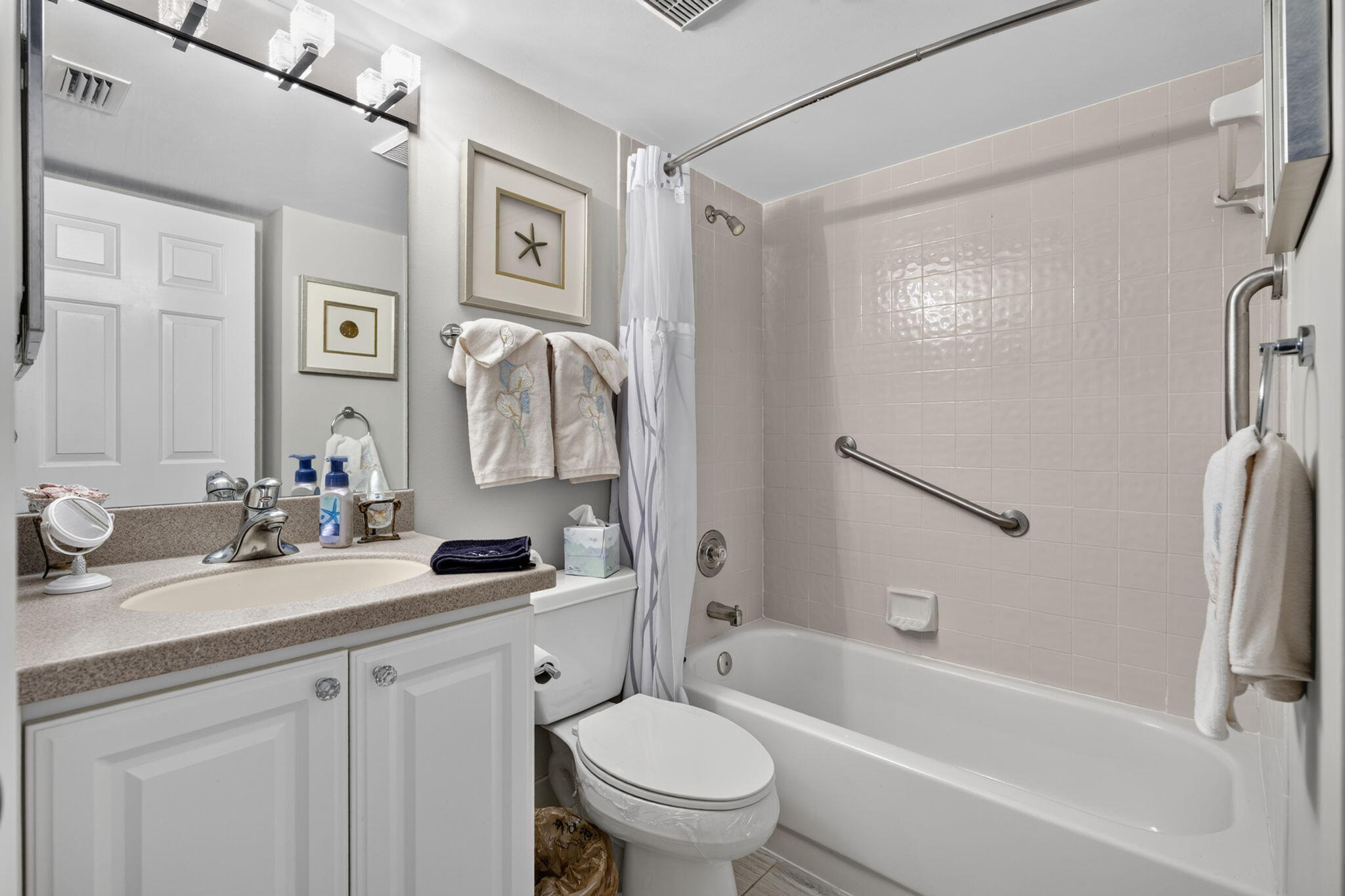 JUPITER BAY EAST CONDO - Residential Lease