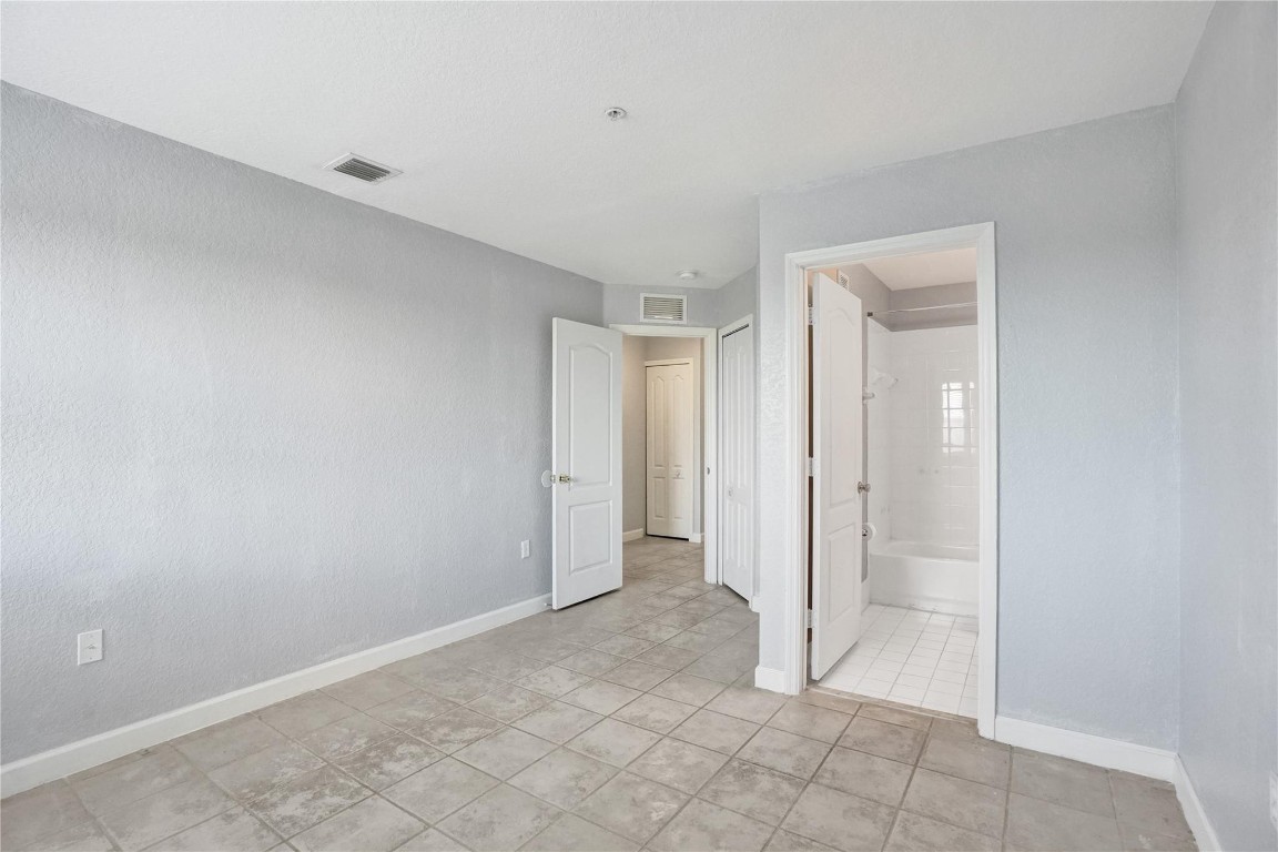 SHOMA COURTYARDS II AT ROYAL PALM CONDOM - Residential
